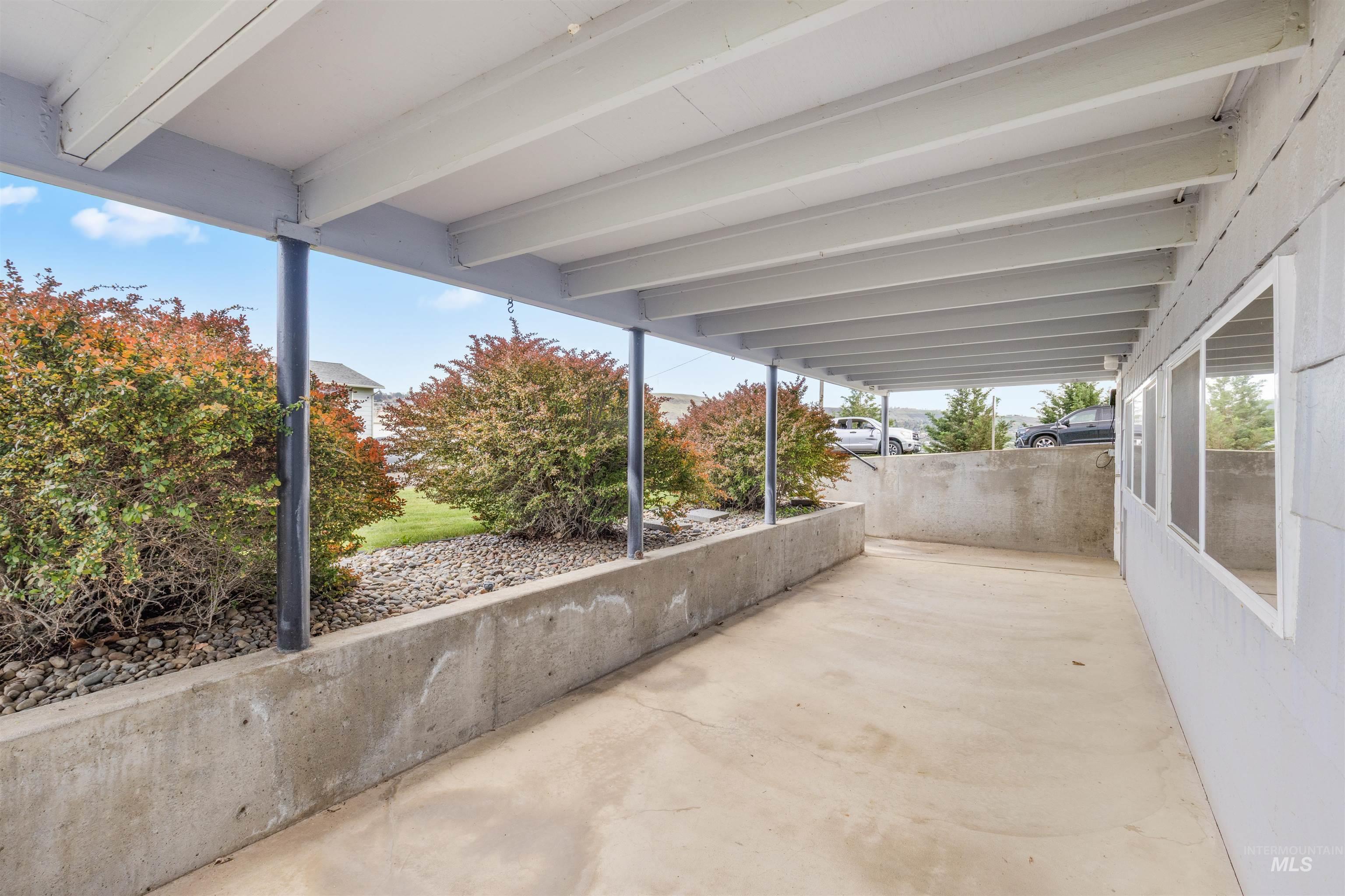 1540 Lydon Ct, Clarkston, Washington 99403, 4 Bedrooms, 2 Bathrooms, Residential For Sale, Price $453,000, 98983142