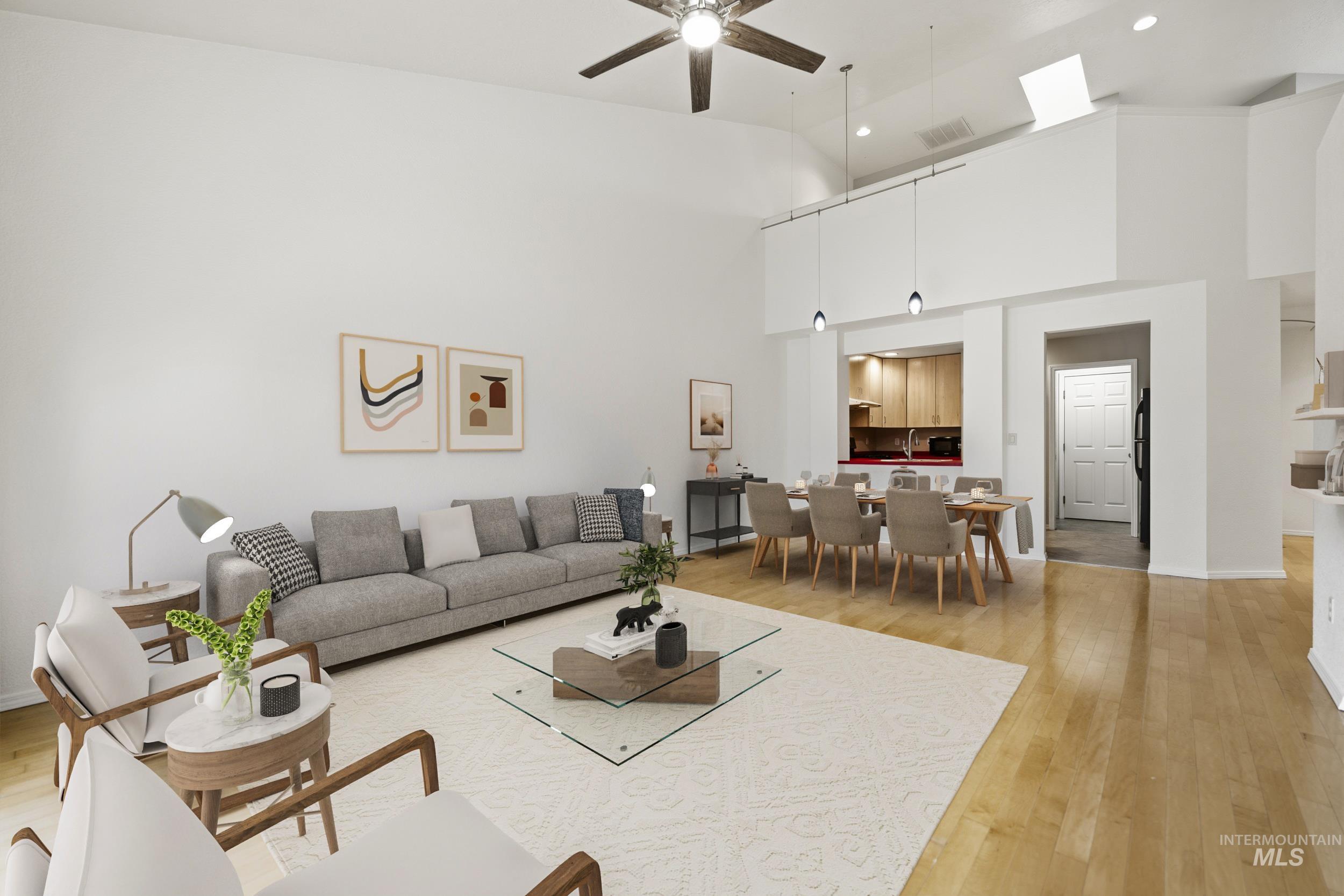 4617 N Carlsbad Way, Boise, Idaho 83703-6420, 3 Bedrooms, 2 Bathrooms, Residential Income For Sale, Price $409,000,MLS 98983144