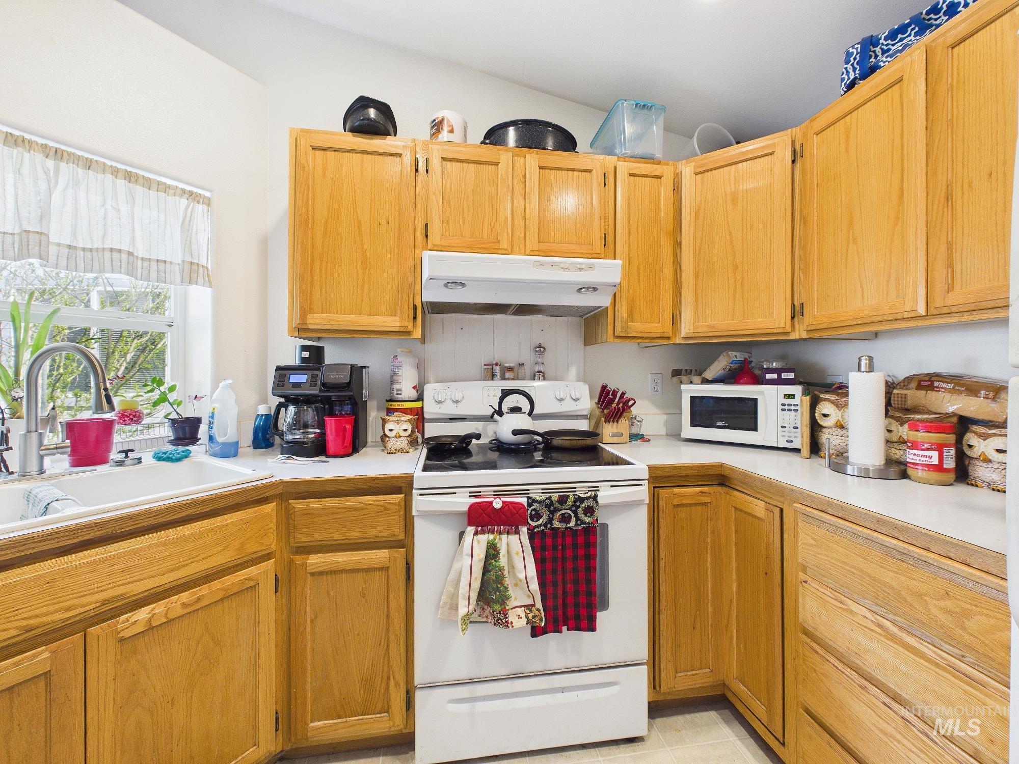 804 E Main #6, Emmett, Idaho 83617, 2 Bedrooms, 1 Bathroom, Residential For Sale, Price $269,000,MLS 98983146