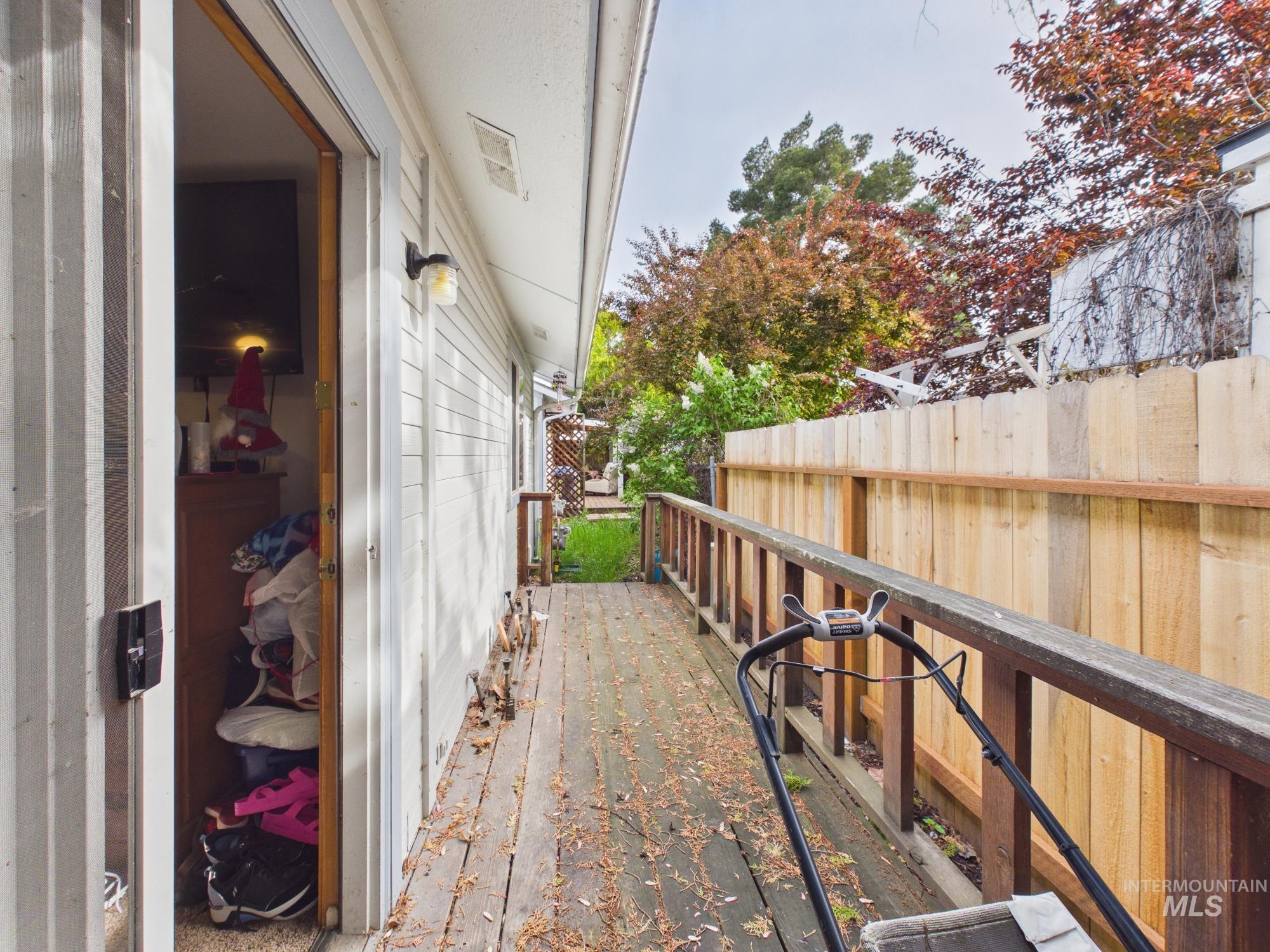 804 E Main #6, Emmett, Idaho 83617, 2 Bedrooms, 1 Bathroom, Residential For Sale, Price $269,000,MLS 98983146