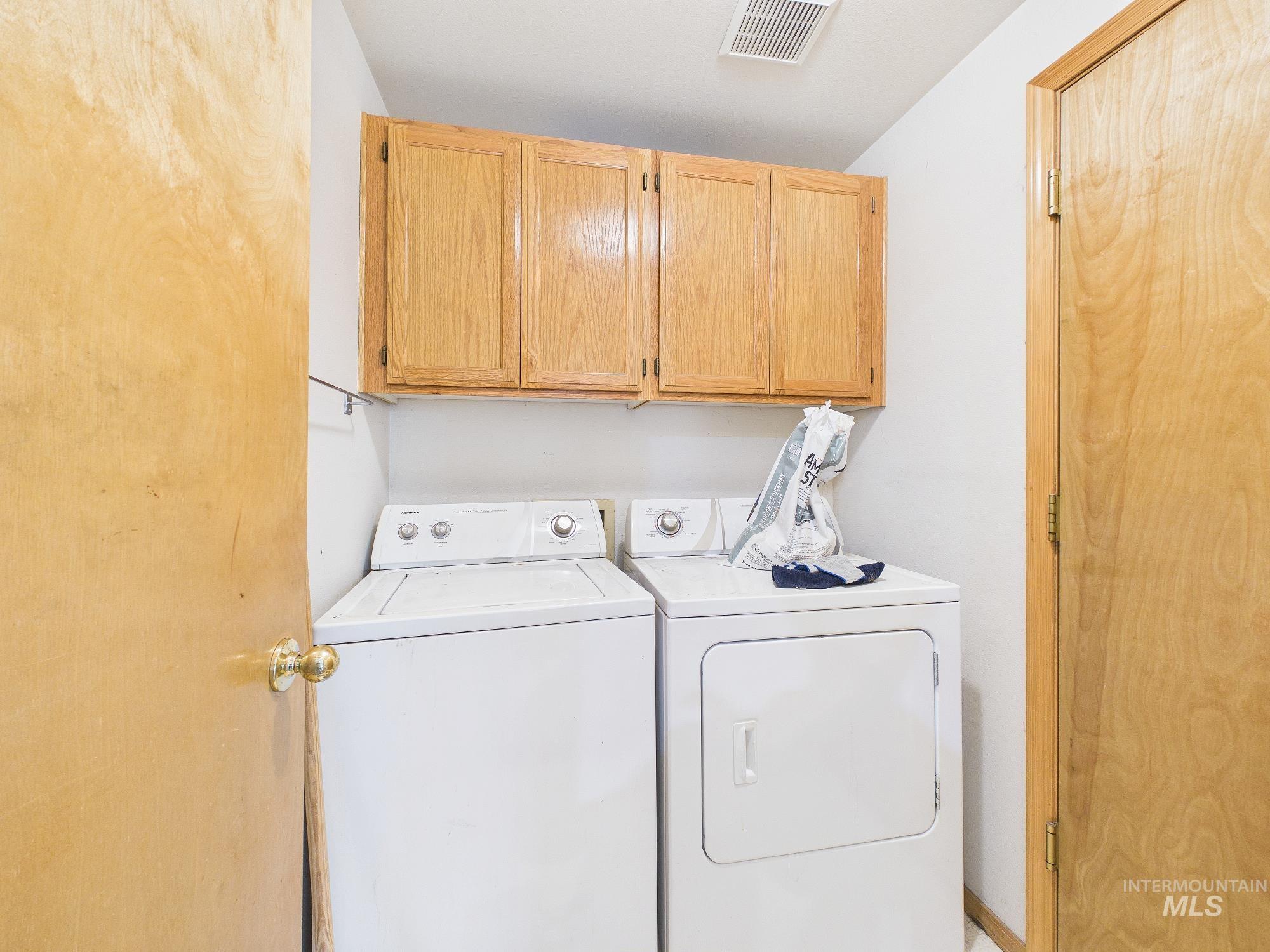 804 E Main #4, Emmett, Idaho 83617, 2 Bedrooms, 1 Bathroom, Residential For Sale, Price $249,000, 98983147