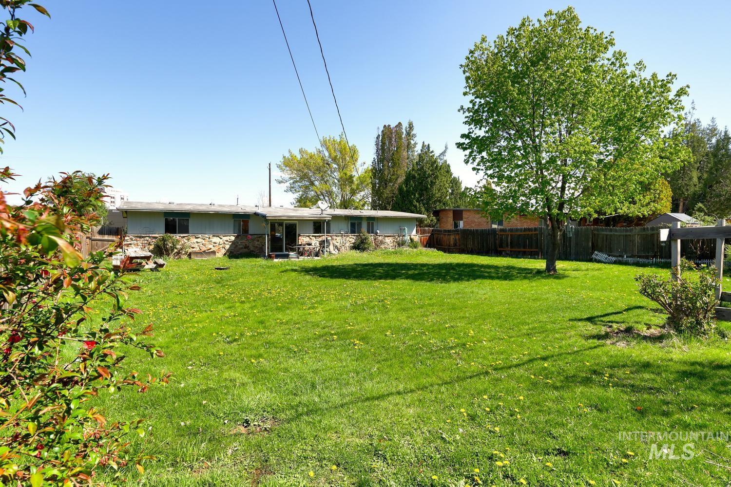 5933 W Denton, Boise, Idaho 83704, 3 Bedrooms, 1.5 Bathrooms, Residential For Sale, Price $365,000, 98983148