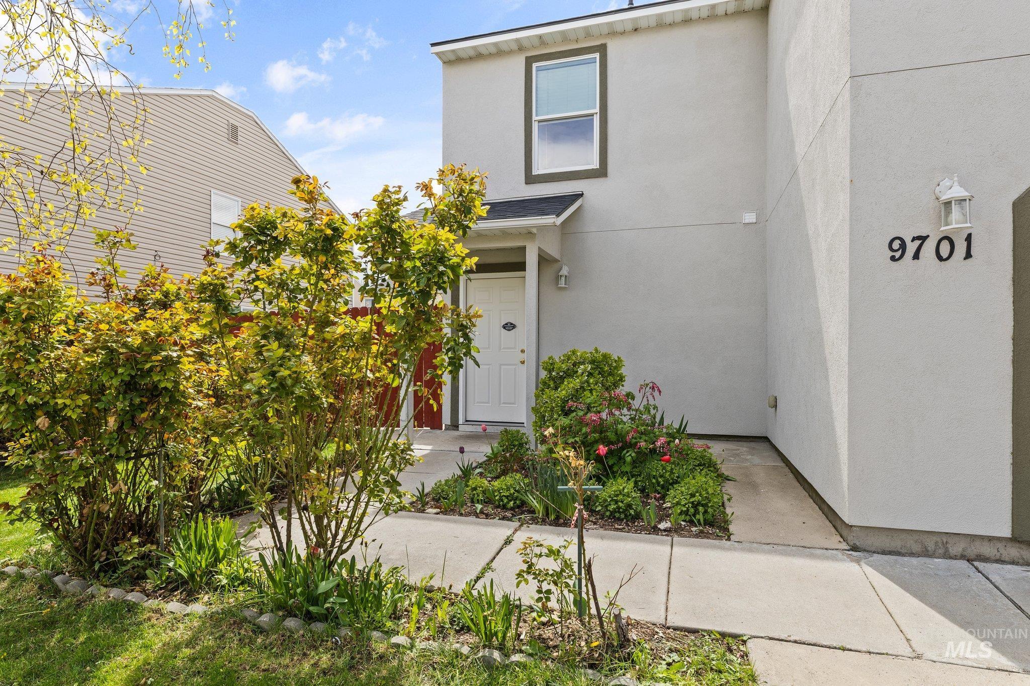 9701 W Littlewood Dr, Boise, Idaho 83709, 4 Bedrooms, 2.5 Bathrooms, Residential For Sale, Price $409,000, 98983149