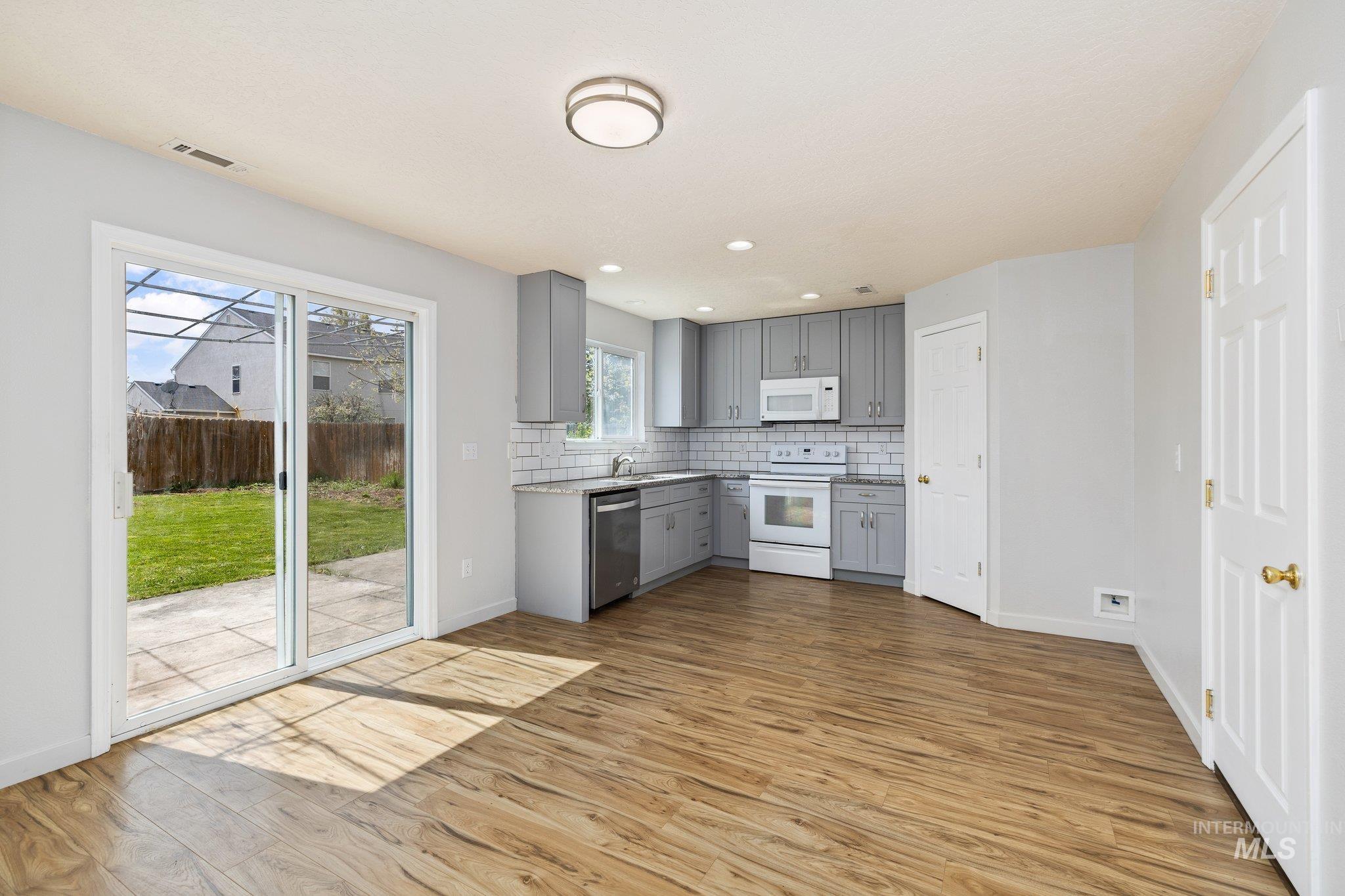 9701 W Littlewood Dr, Boise, Idaho 83709, 4 Bedrooms, 2.5 Bathrooms, Residential For Sale, Price $409,000, 98983149