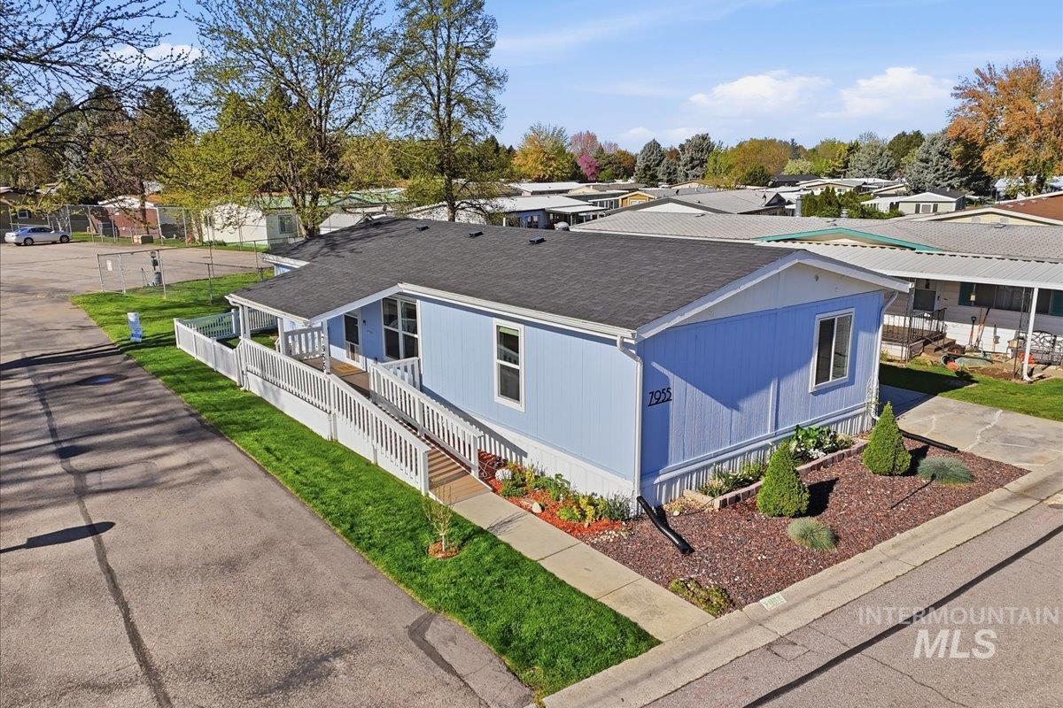 7955 W Rapidan, Boise, Idaho 83714, 3 Bedrooms, 2 Bathrooms, Residential For Sale, Price $149,500,MLS 98983150