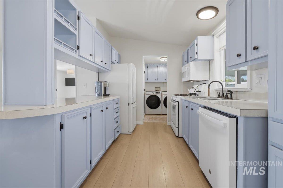 7955 W Rapidan, Boise, Idaho 83714, 3 Bedrooms, 2 Bathrooms, Residential For Sale, Price $149,500,MLS 98983150