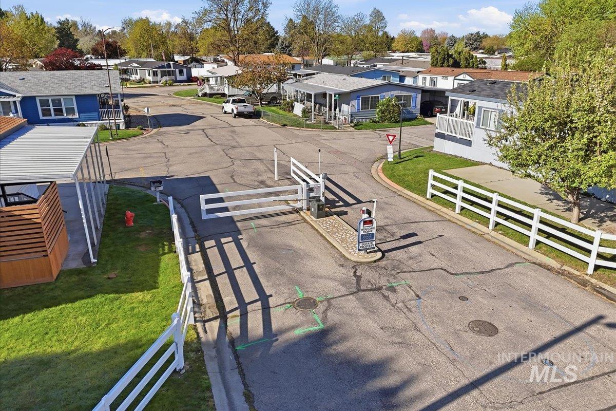 7955 W Rapidan, Boise, Idaho 83714, 3 Bedrooms, 2 Bathrooms, Residential For Sale, Price $149,500,MLS 98983150