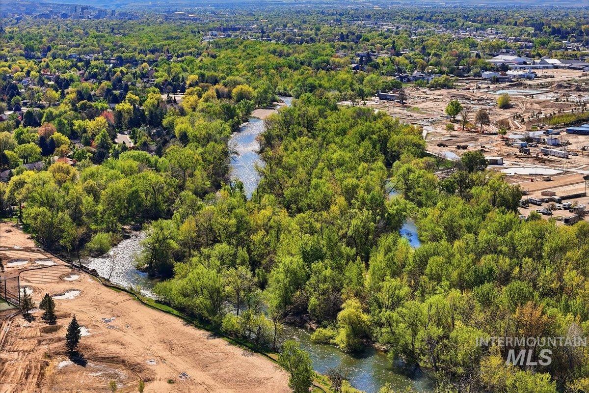 7955 W Rapidan, Boise, Idaho 83714, 3 Bedrooms, 2 Bathrooms, Residential For Sale, Price $149,500,MLS 98983150