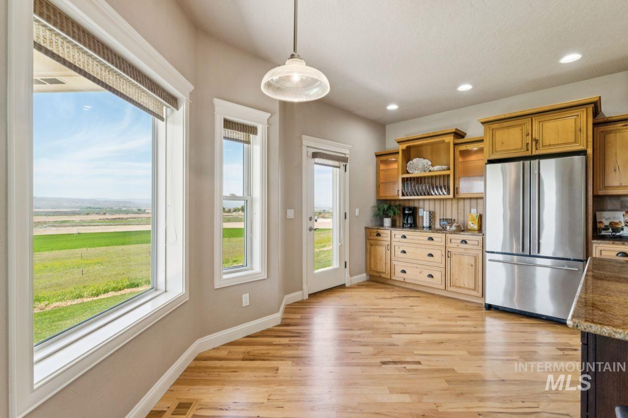 5803 Whispering Hills Dr, Marsing, Idaho 83639-8266, 3 Bedrooms, 2.5 Bathrooms, Residential For Sale, Price $825,000, 98983151