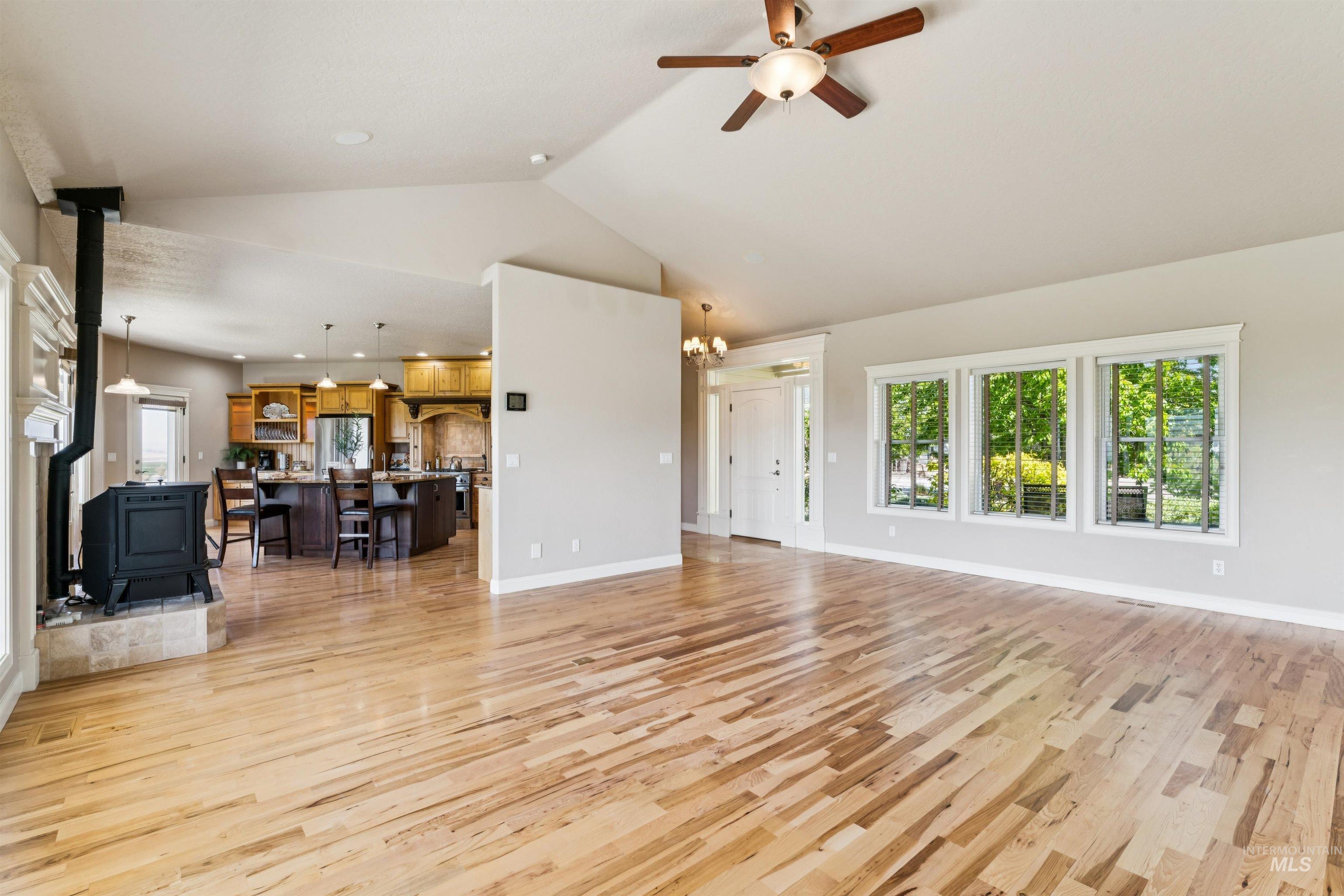 5803 Whispering Hills Dr, Marsing, Idaho 83639-8266, 3 Bedrooms, 2.5 Bathrooms, Residential For Sale, Price $825,000, 98983151