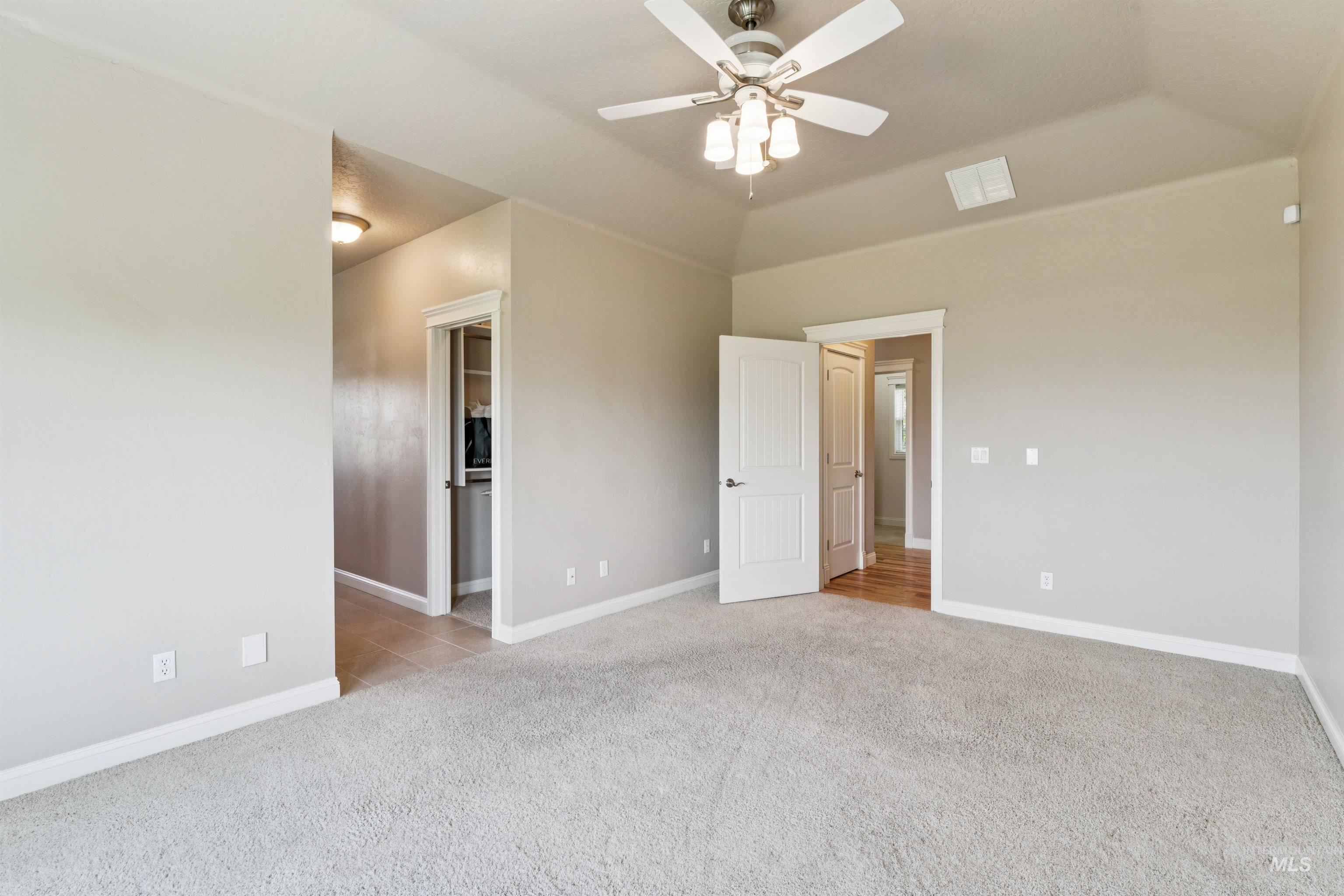 5803 Whispering Hills Dr, Marsing, Idaho 83639-8266, 3 Bedrooms, 2.5 Bathrooms, Residential For Sale, Price $825,000, 98983151