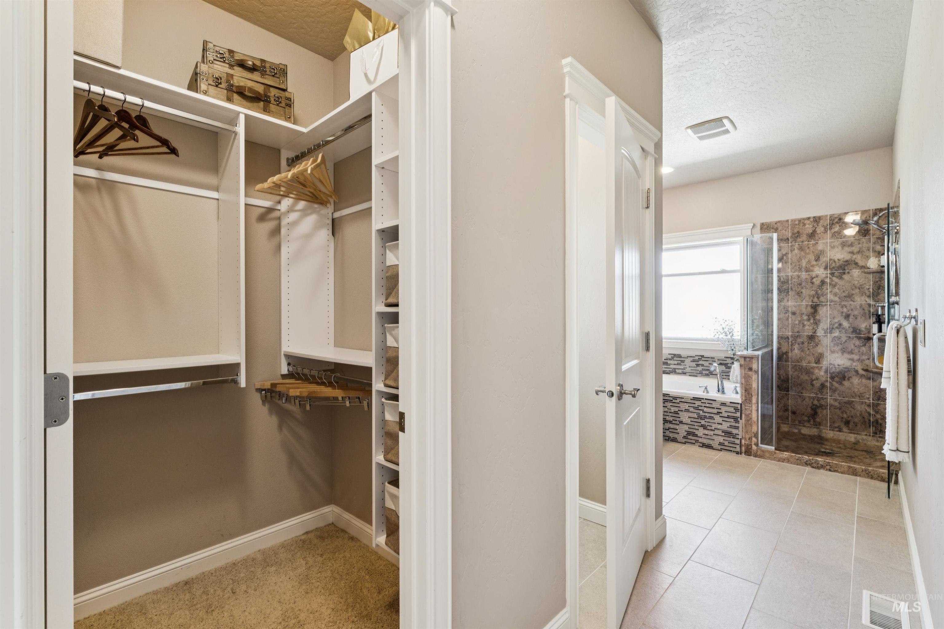 5803 Whispering Hills Dr, Marsing, Idaho 83639-8266, 3 Bedrooms, 2.5 Bathrooms, Residential For Sale, Price $825,000, 98983151