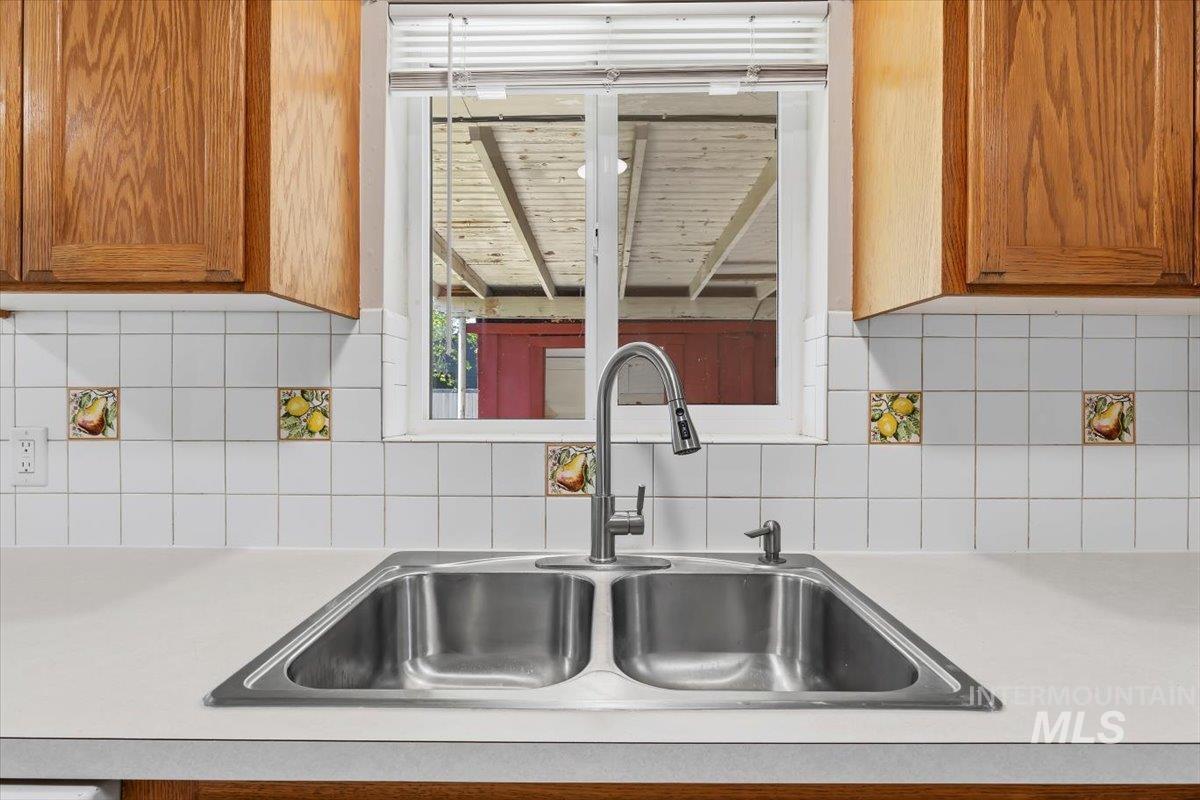 4011 W Greenbrier Dr, Boise, Idaho 83705-4524, 3 Bedrooms, 2 Bathrooms, Residential For Sale, Price $424,000, 98983152