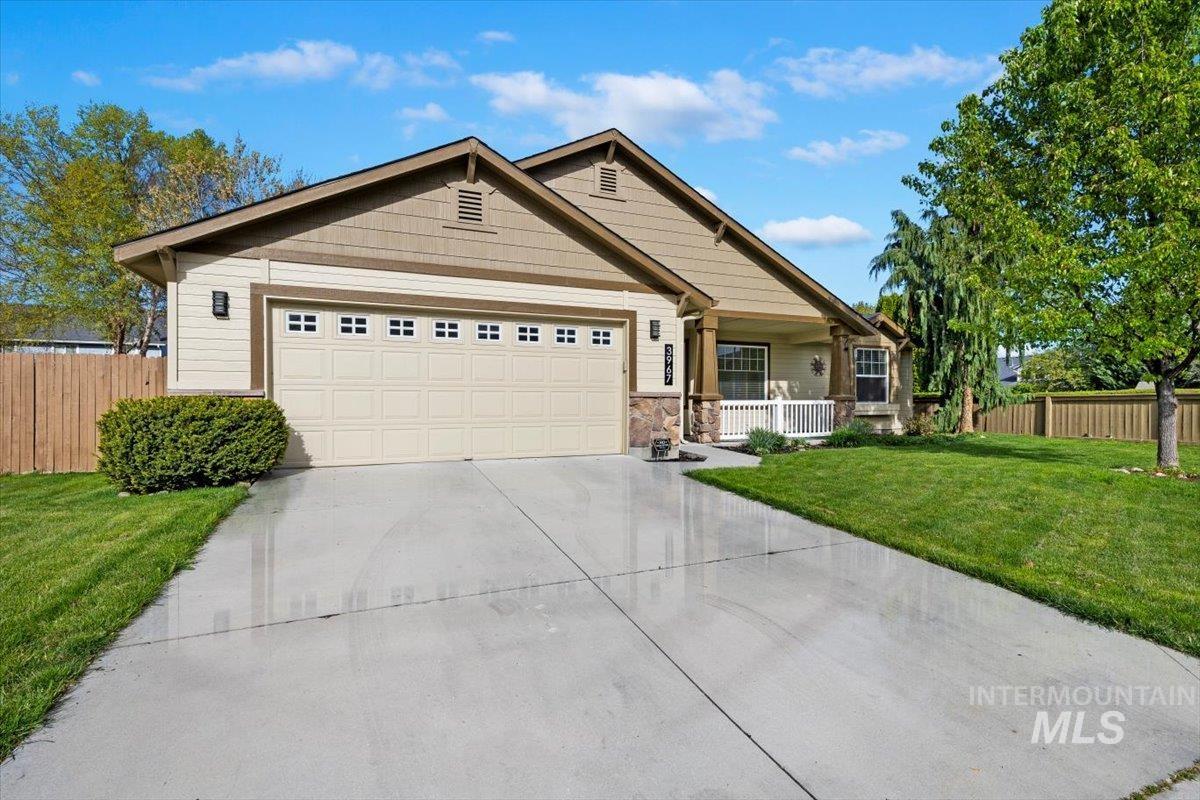 3967 N Longabaugh Ave, Meridian, Idaho 83646-5329, 3 Bedrooms, 2 Bathrooms, Residential For Sale, Price $444,900, 98983154