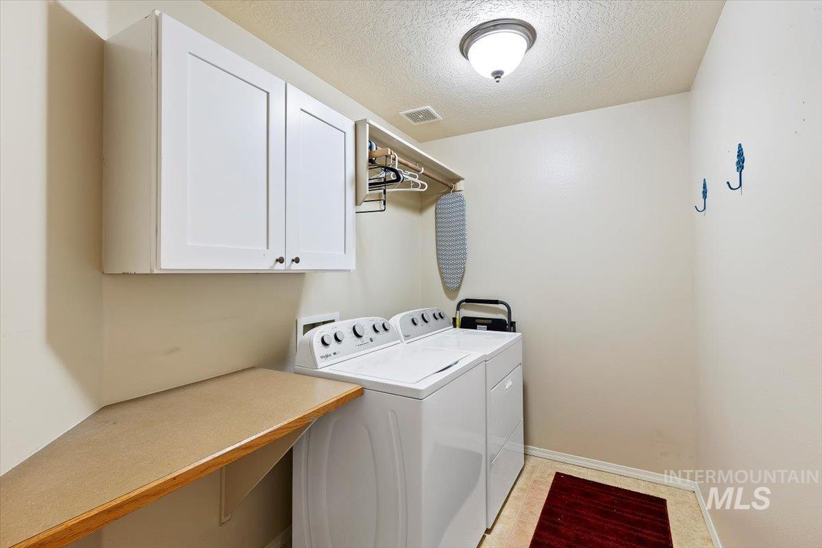 3967 N Longabaugh Ave, Meridian, Idaho 83646-5329, 3 Bedrooms, 2 Bathrooms, Residential For Sale, Price $444,900, 98983154