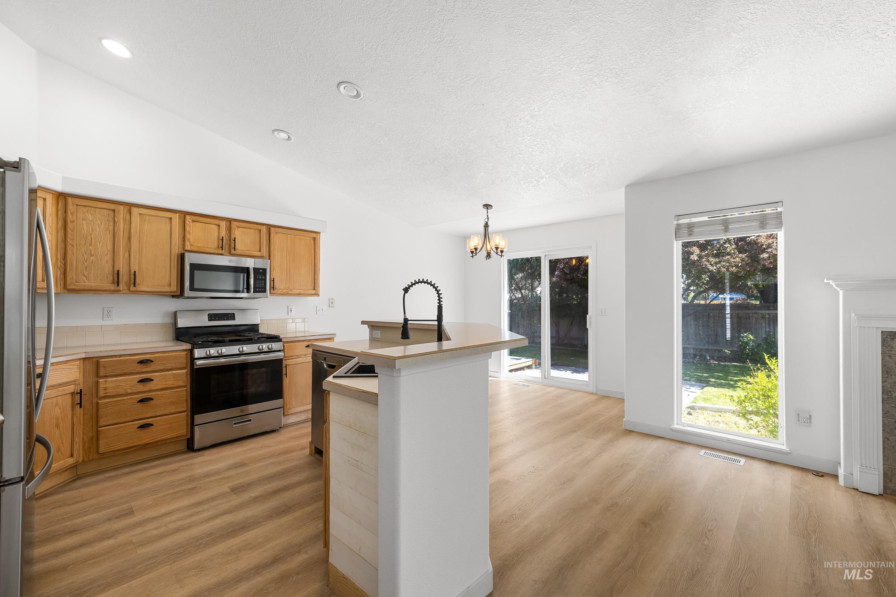 1488 N Lauderhill Way, Meridian, Idaho 83642, 4 Bedrooms, 2 Bathrooms, Residential For Sale, Price $489,000, 98983155