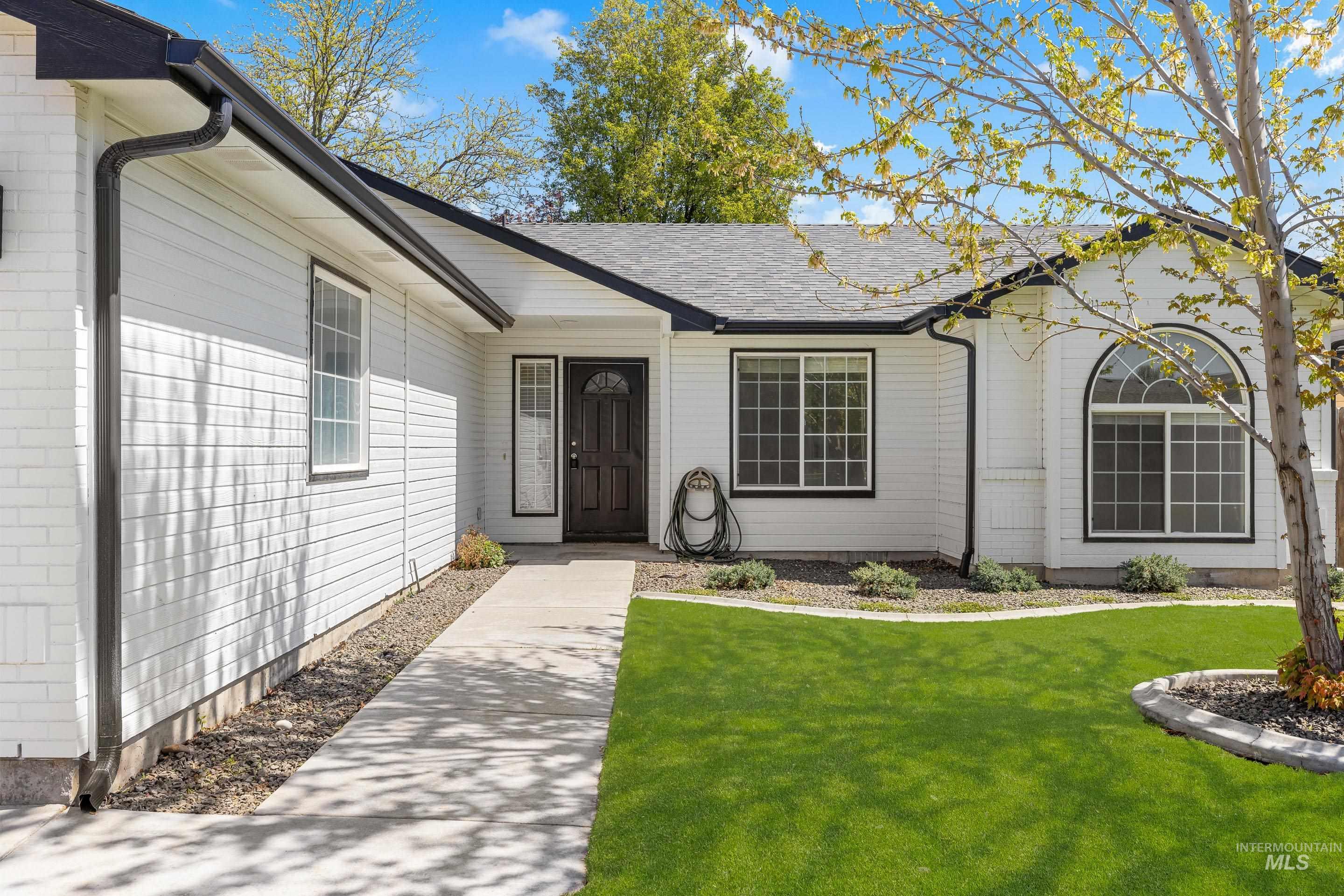 1488 N Lauderhill Way, Meridian, Idaho 83642, 4 Bedrooms, 2 Bathrooms, Residential For Sale, Price $489,000, 98983155