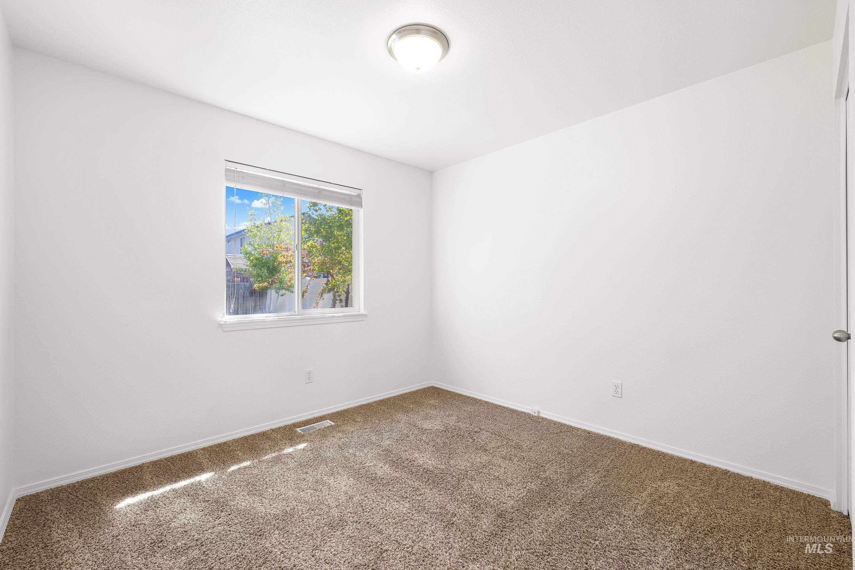 1488 N Lauderhill Way, Meridian, Idaho 83642, 4 Bedrooms, 2 Bathrooms, Residential For Sale, Price $489,000, 98983155