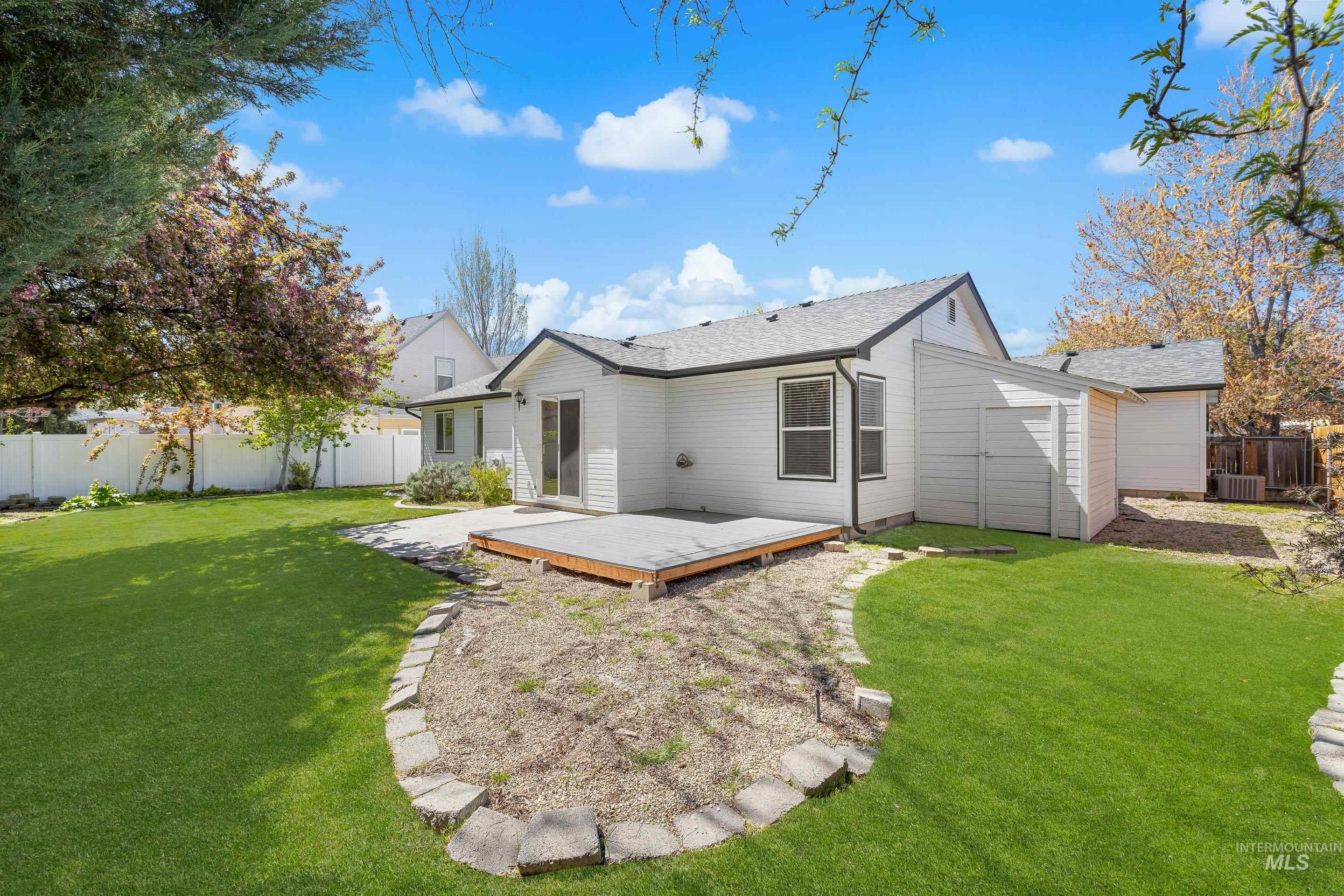 1488 N Lauderhill Way, Meridian, Idaho 83642, 4 Bedrooms, 2 Bathrooms, Residential For Sale, Price $489,000, 98983155