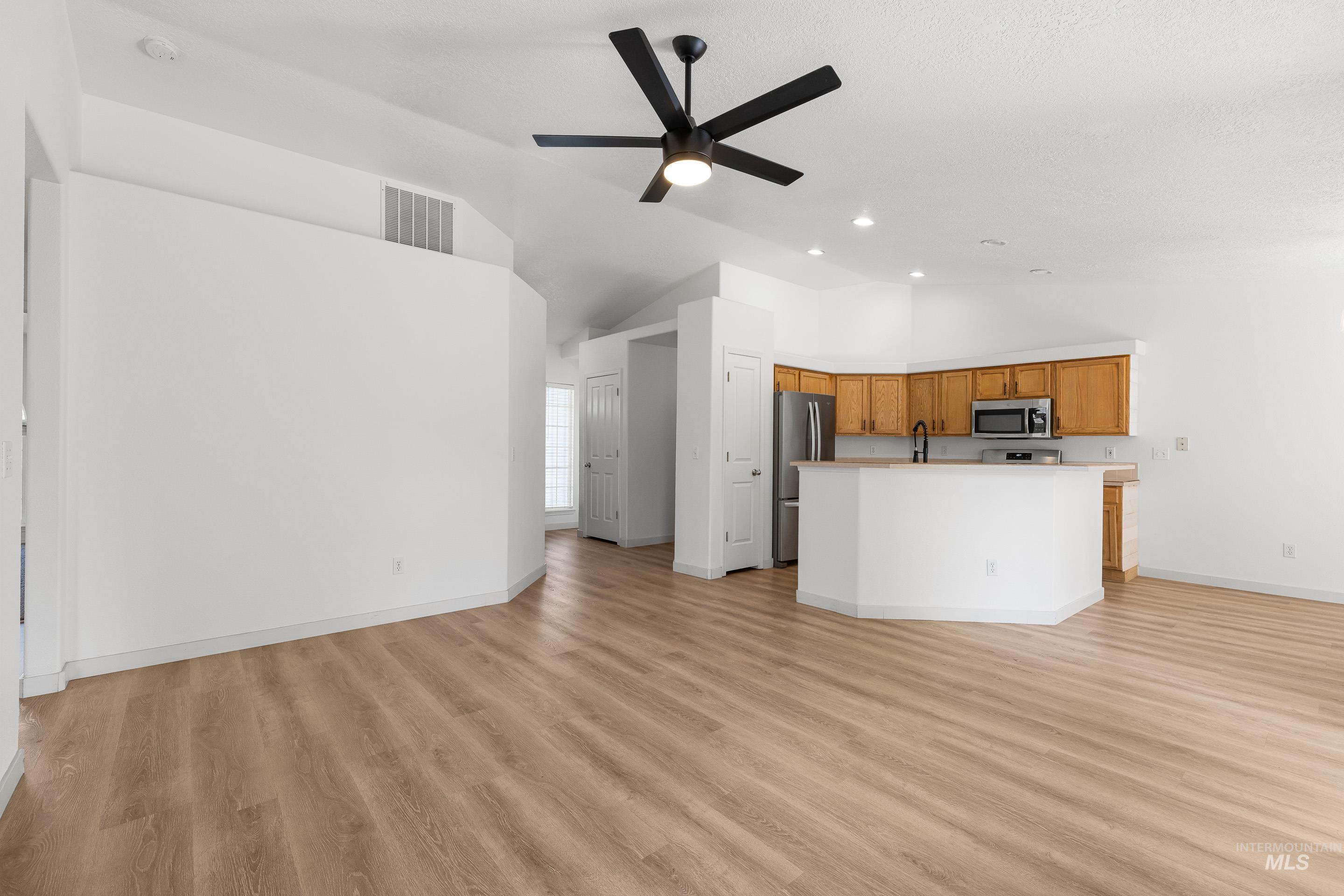 1488 N Lauderhill Way, Meridian, Idaho 83642, 4 Bedrooms, 2 Bathrooms, Residential For Sale, Price $489,000, 98983155