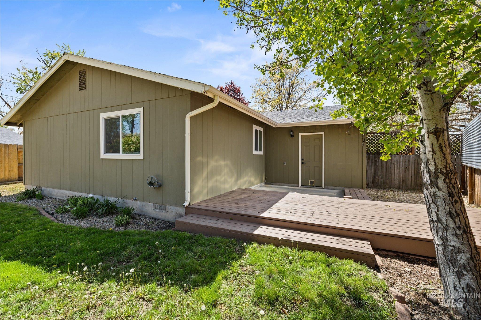 4326 W Plum St, Boise, Idaho 83703, 3 Bedrooms, 1.5 Bathrooms, Residential For Sale, Price $400,000, 98983157