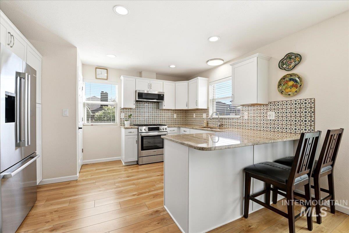 6710 W Ustick, Boise, Idaho 83704, 3 Bedrooms, 2 Bathrooms, Residential For Sale, Price $795,000, 98983158