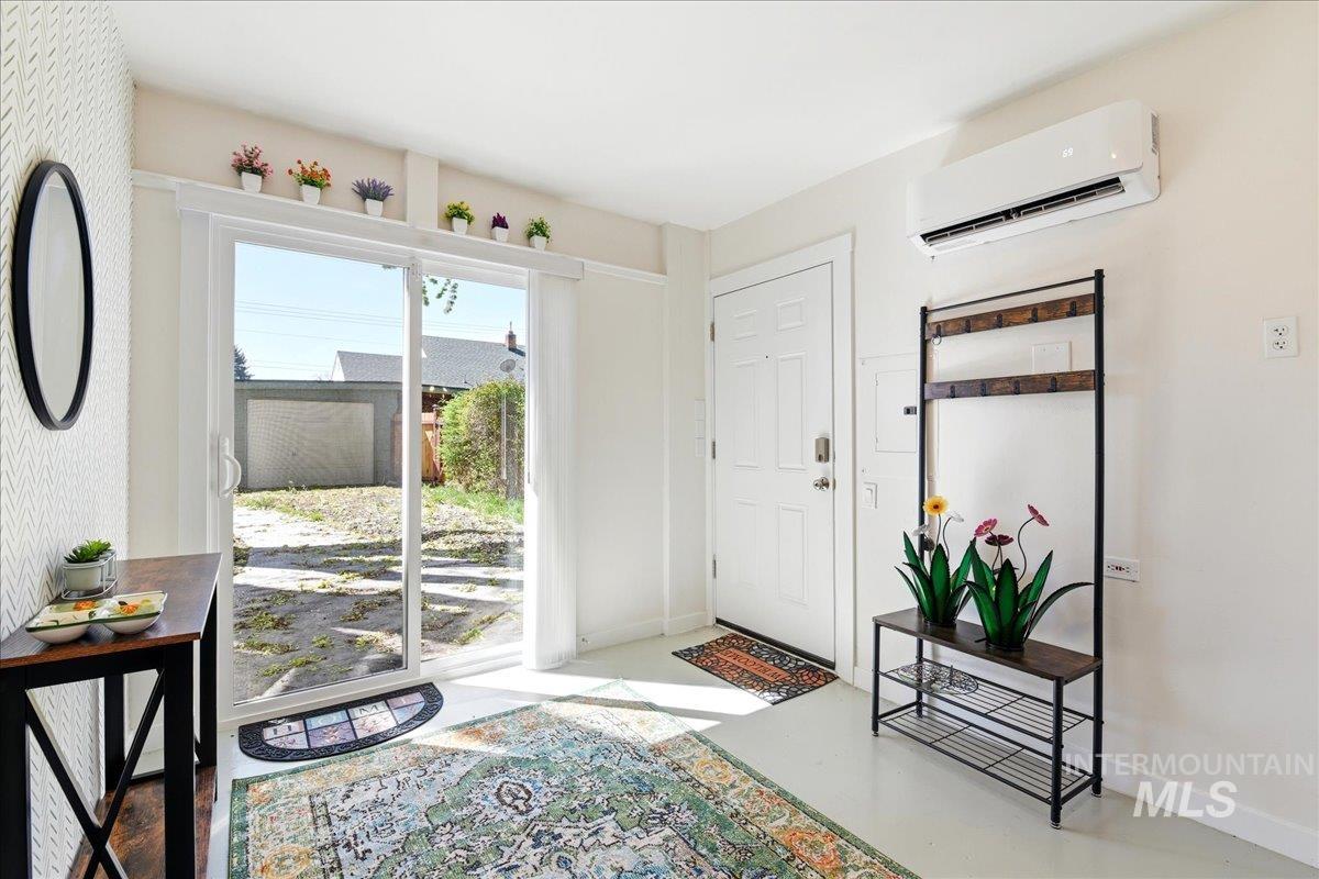 6710 W Ustick, Boise, Idaho 83704, 3 Bedrooms, 2 Bathrooms, Residential For Sale, Price $795,000, 98983158