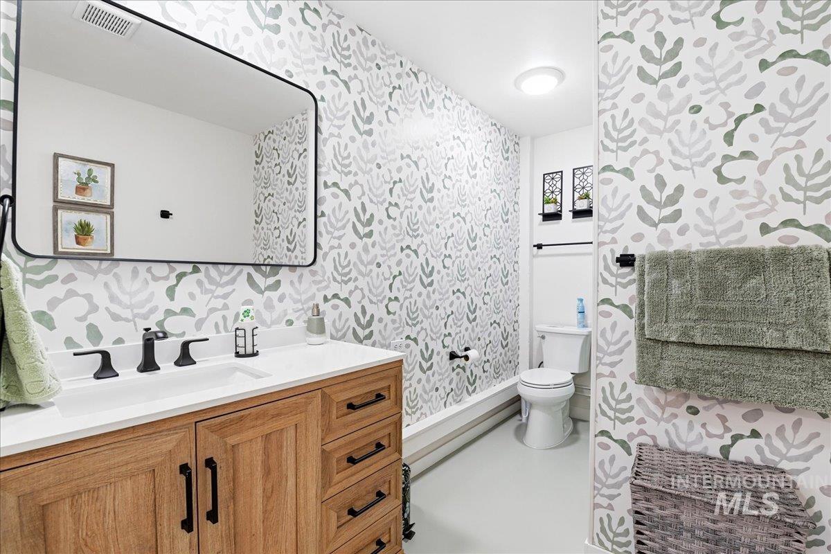 6710 W Ustick, Boise, Idaho 83704, 3 Bedrooms, 2 Bathrooms, Residential For Sale, Price $795,000, 98983158