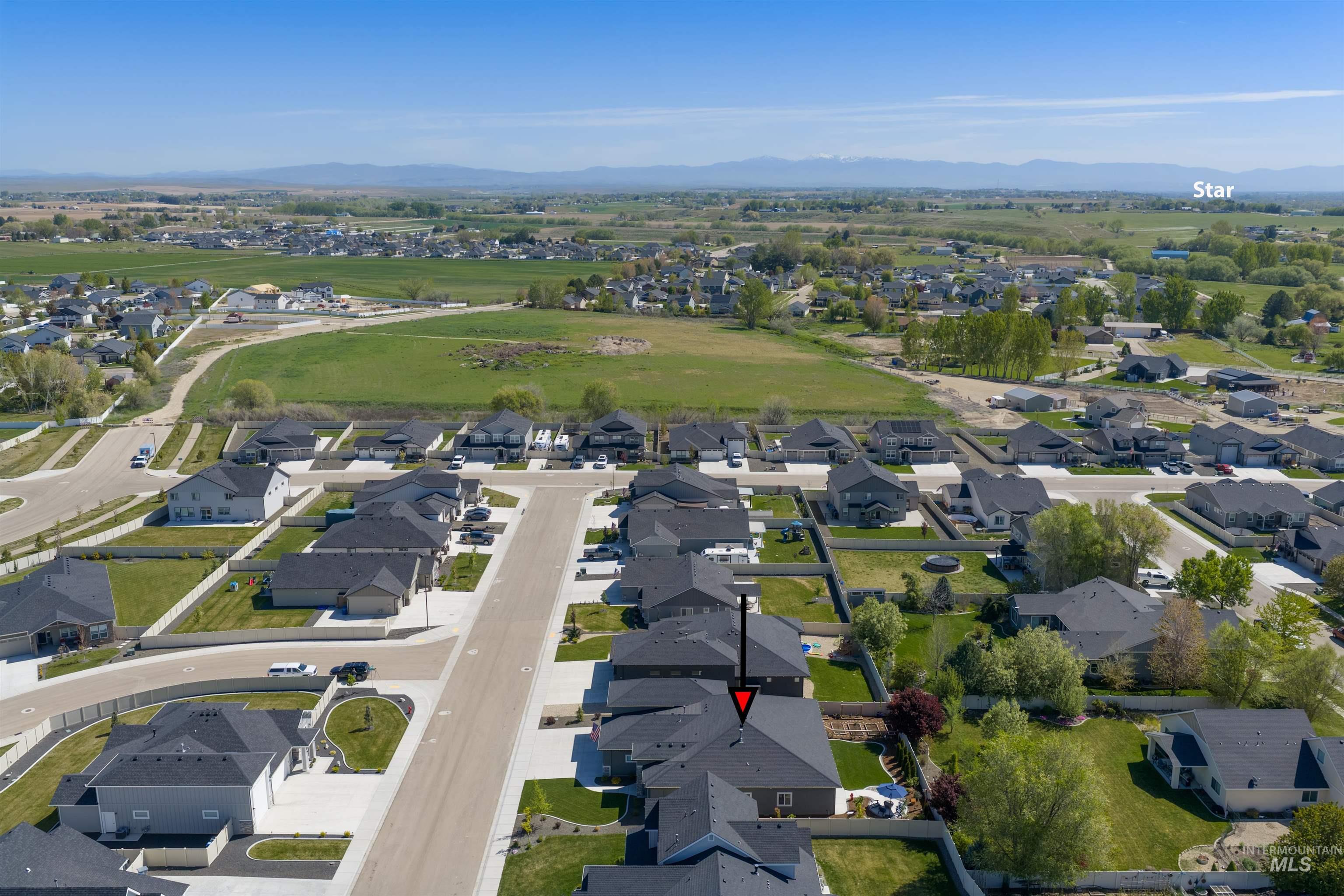 241 W Moray, Middleton, Idaho 83644, 4 Bedrooms, 2.5 Bathrooms, Residential For Sale, Price $775,000,MLS 98983162