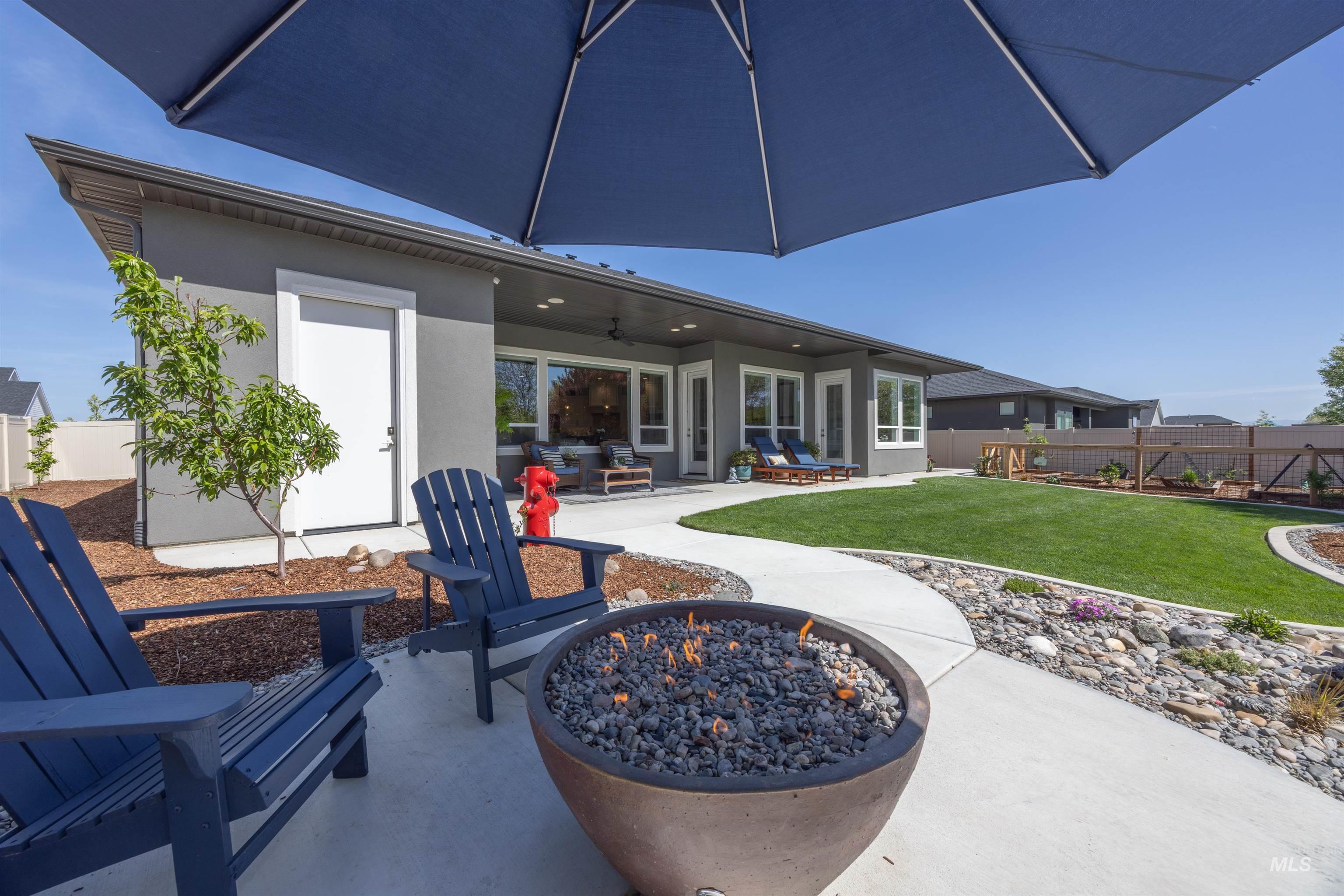241 W Moray, Middleton, Idaho 83644, 4 Bedrooms, 2.5 Bathrooms, Residential For Sale, Price $775,000,MLS 98983162