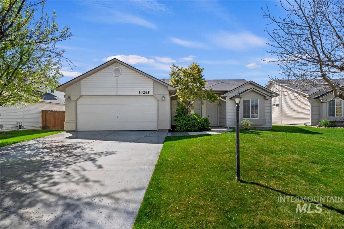 14255 S Shelby Street, Caldwell, Idaho 83607, 4 Bedrooms, 2 Bathrooms, Residential For Sale, Price $373,500,MLS 98983163