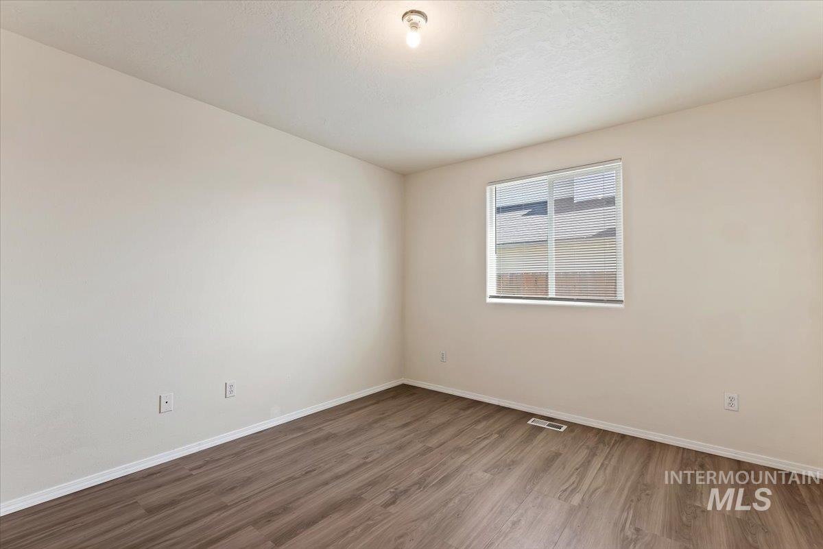 14255 S Shelby Street, Caldwell, Idaho 83607, 4 Bedrooms, 2 Bathrooms, Residential For Sale, Price $373,500,MLS 98983163