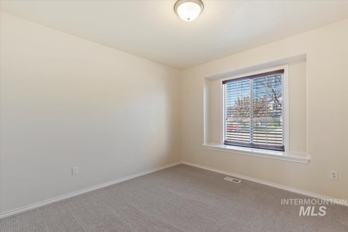 14255 S Shelby Street, Caldwell, Idaho 83607, 4 Bedrooms, 2 Bathrooms, Residential For Sale, Price $373,500,MLS 98983163