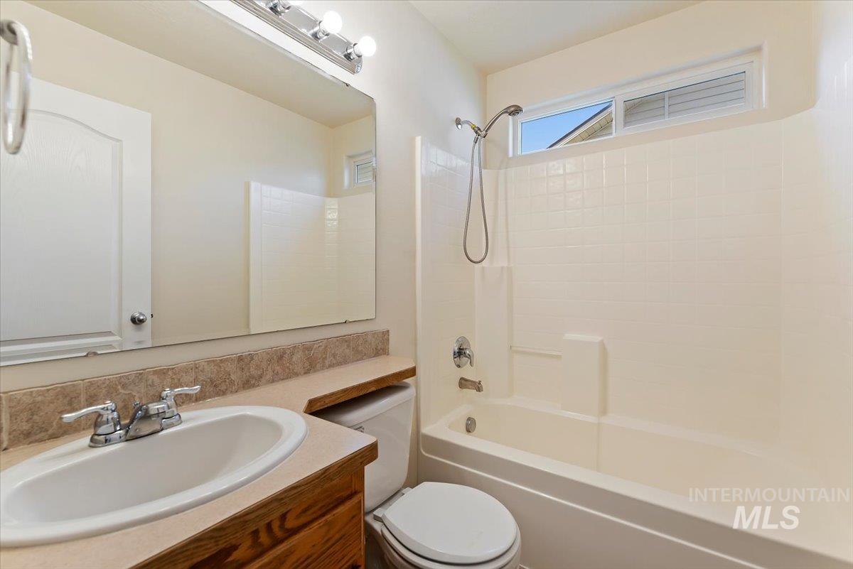 14255 S Shelby Street, Caldwell, Idaho 83607, 4 Bedrooms, 2 Bathrooms, Residential For Sale, Price $373,500,MLS 98983163