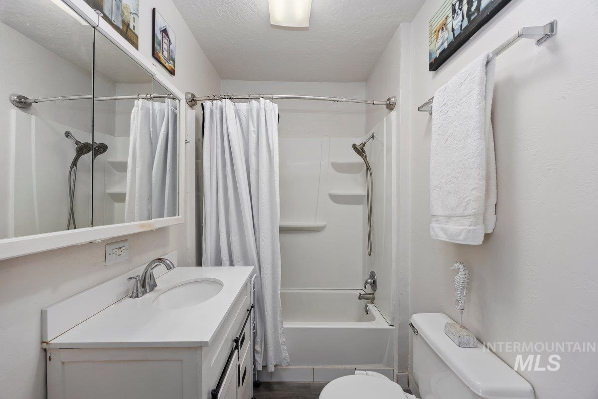 460 6th Ave N, Twin Falls, Idaho 83301, 2 Bedrooms, 1 Bathroom, Residential For Sale, Price $239,000,MLS 98983164