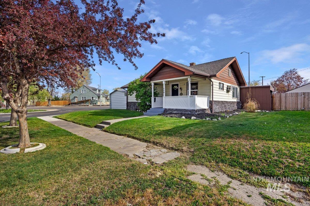 460 6th Ave N, Twin Falls, Idaho 83301, 2 Bedrooms, 1 Bathroom, Residential For Sale, Price $239,000,MLS 98983164