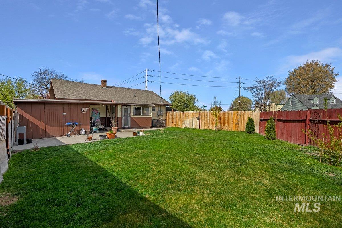 460 6th Ave N, Twin Falls, Idaho 83301, 2 Bedrooms, 1 Bathroom, Residential For Sale, Price $239,000,MLS 98983164