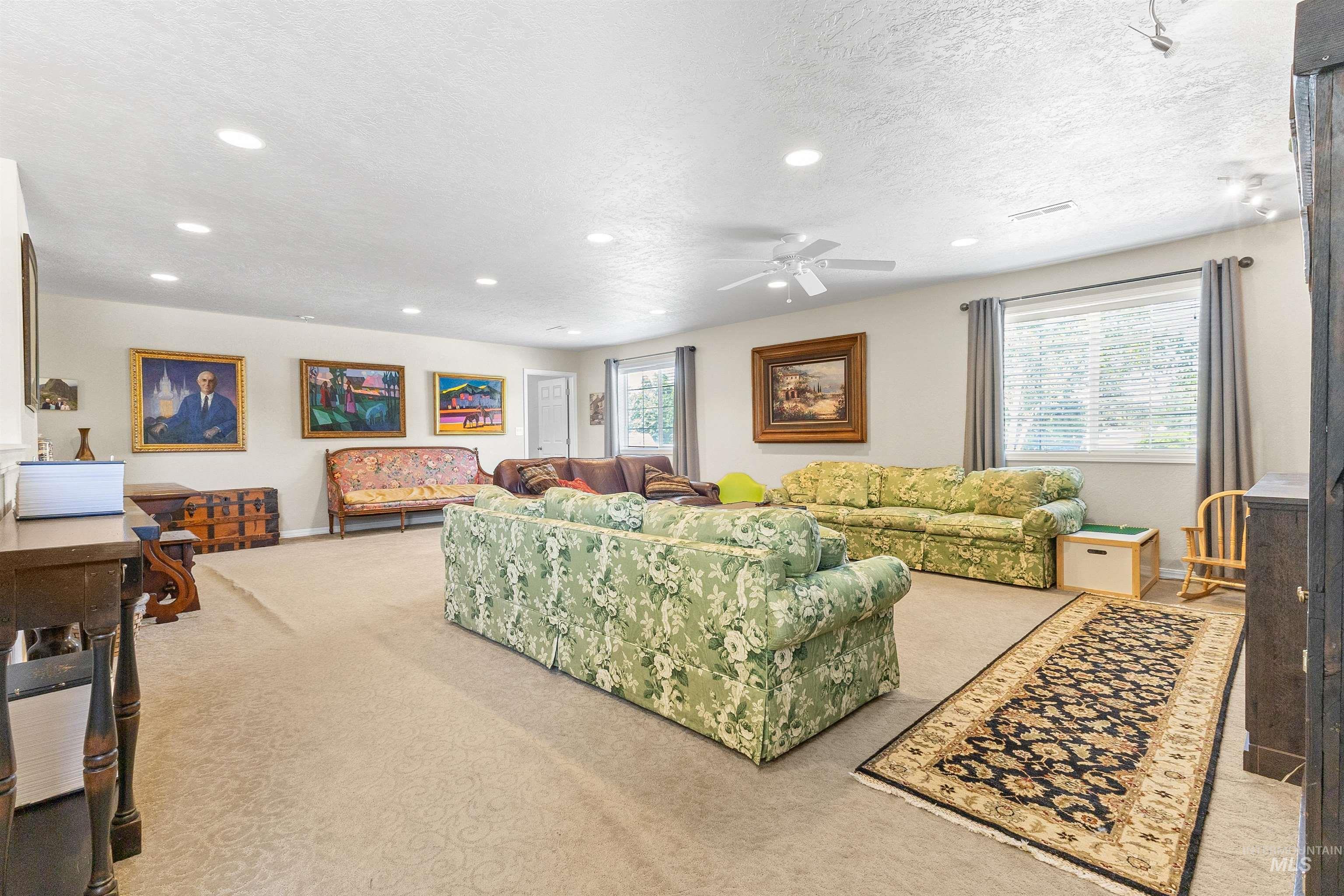 2425 N Redway Road, Boise, Idaho 83704, 7 Bedrooms, 5 Bathrooms, Residential For Sale, Price $829,000,MLS 98983168