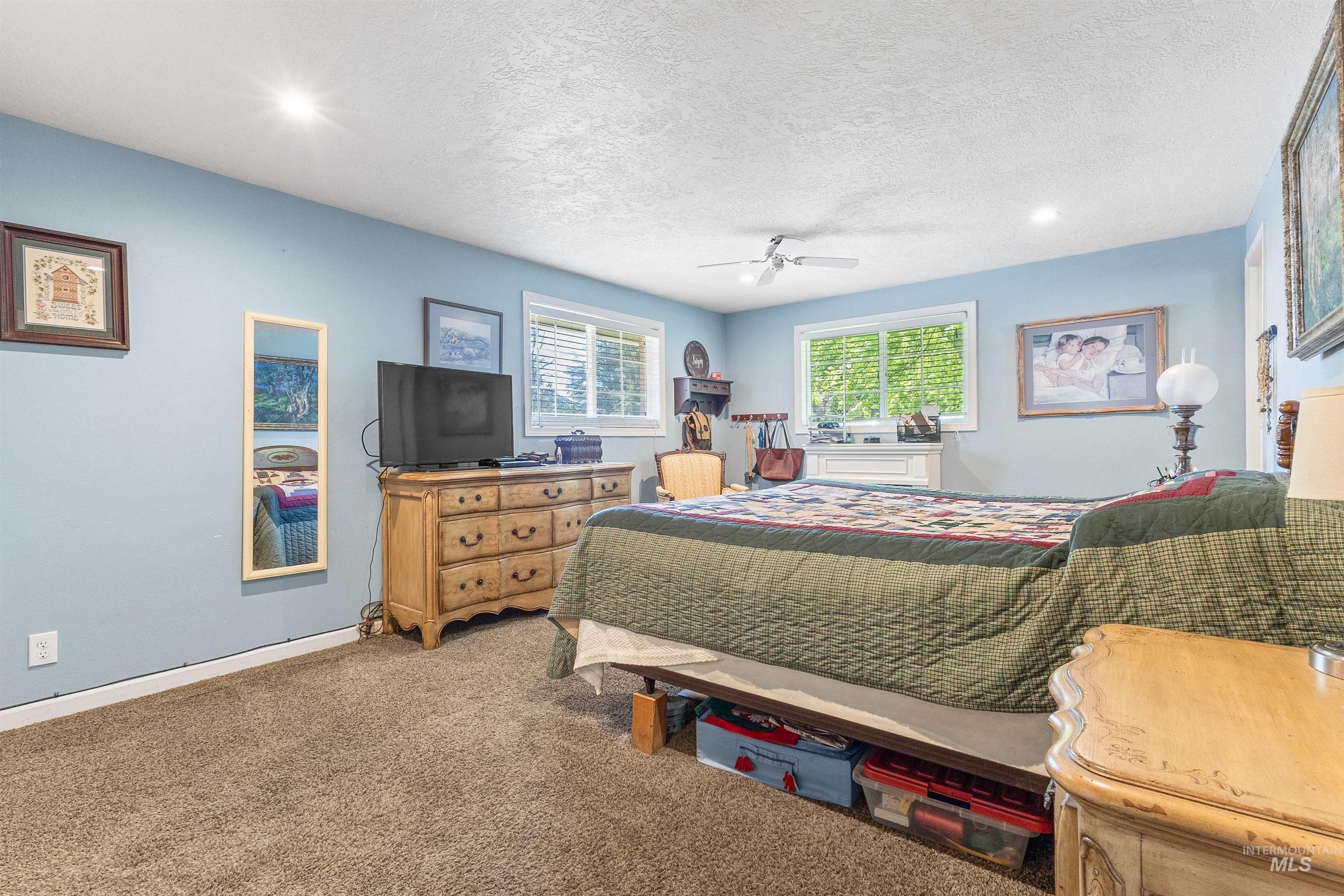 2425 N Redway Road, Boise, Idaho 83704, 7 Bedrooms, 5 Bathrooms, Residential For Sale, Price $829,000,MLS 98983168