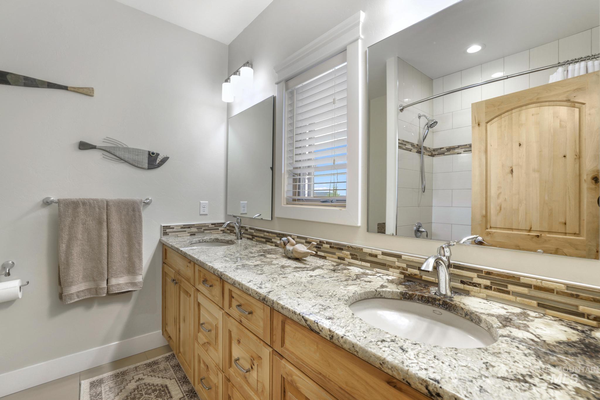 3743 N 2481 E, Twin Falls, Idaho 83301, 4 Bedrooms, 2.5 Bathrooms, Residential For Sale, Price $834,900, 98983169