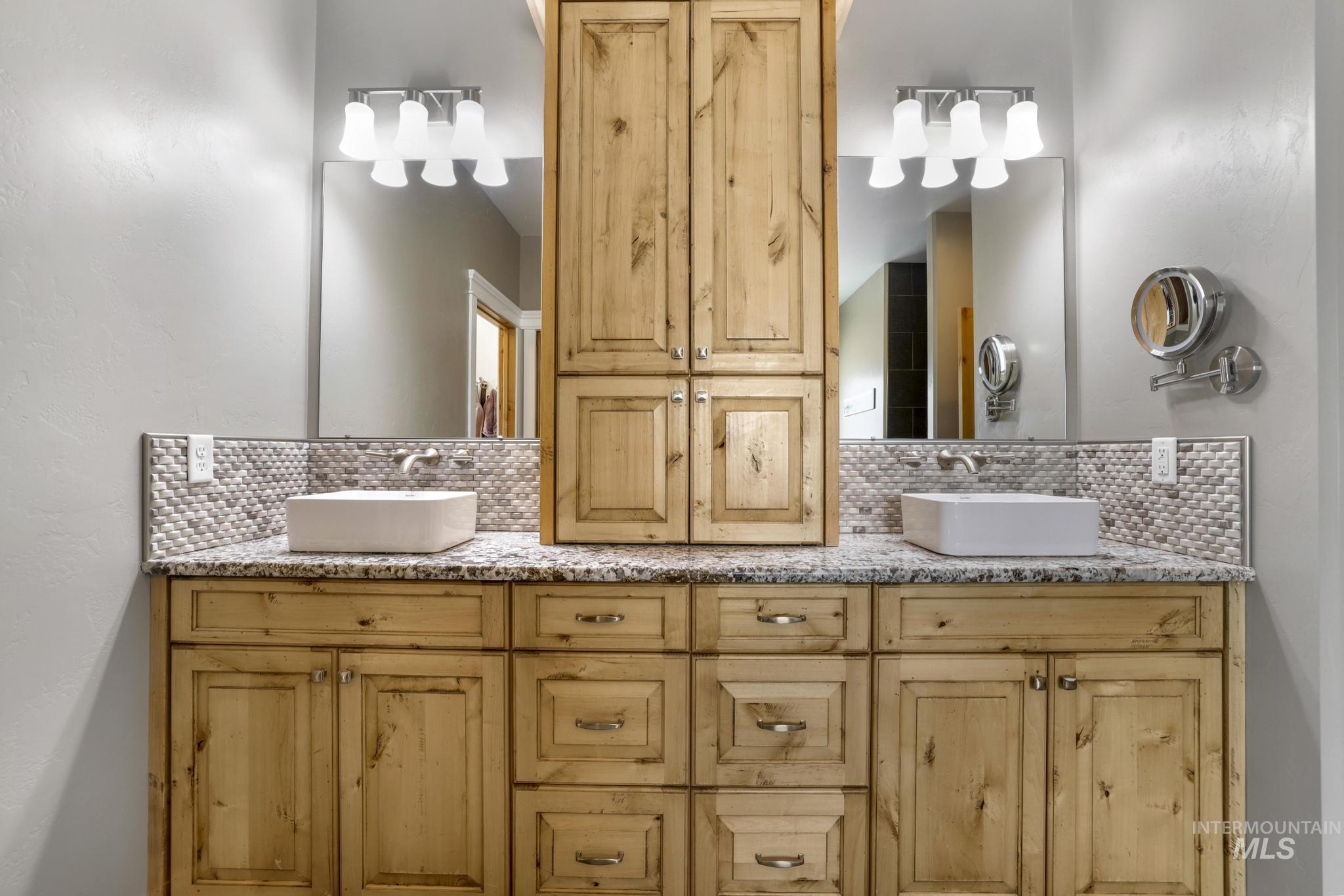 3743 N 2481 E, Twin Falls, Idaho 83301, 4 Bedrooms, 2.5 Bathrooms, Residential For Sale, Price $834,900, 98983169