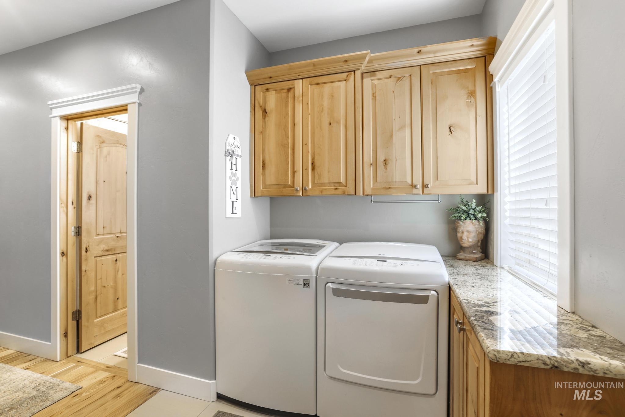 3743 N 2481 E, Twin Falls, Idaho 83301, 4 Bedrooms, 2.5 Bathrooms, Residential For Sale, Price $834,900, 98983169