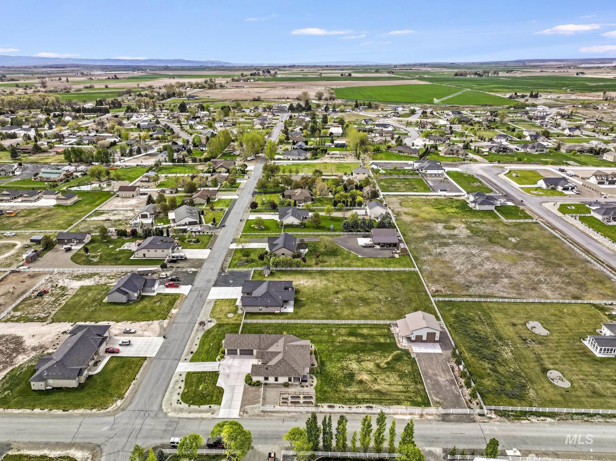 3743 N 2481 E, Twin Falls, Idaho 83301, 4 Bedrooms, 2.5 Bathrooms, Residential For Sale, Price $834,900, 98983169