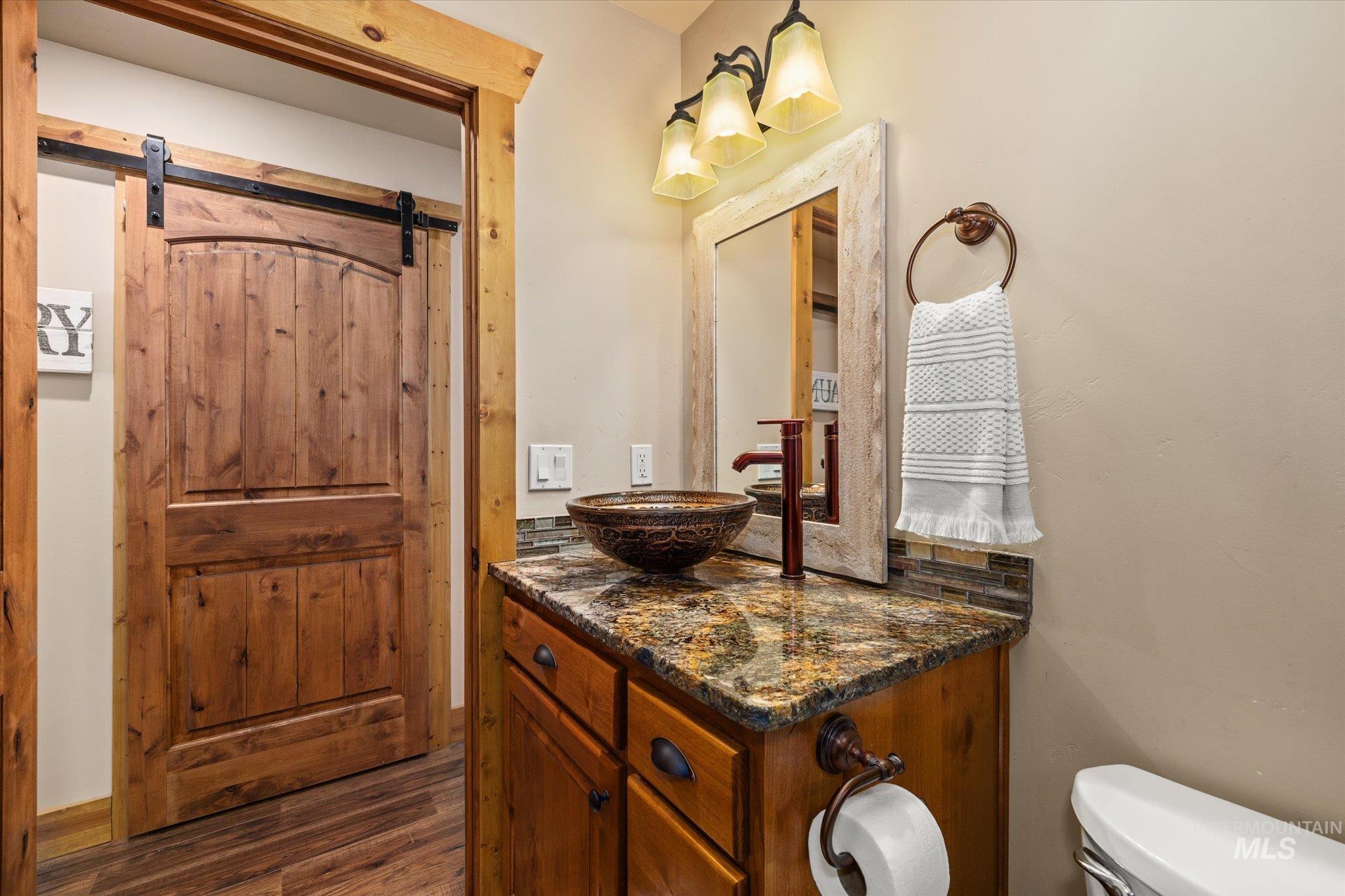 15 Starview Dr., Garden Valley, Idaho 83642, 3 Bedrooms, 2 Bathrooms, Residential For Sale, Price $699,900,MLS 98983171