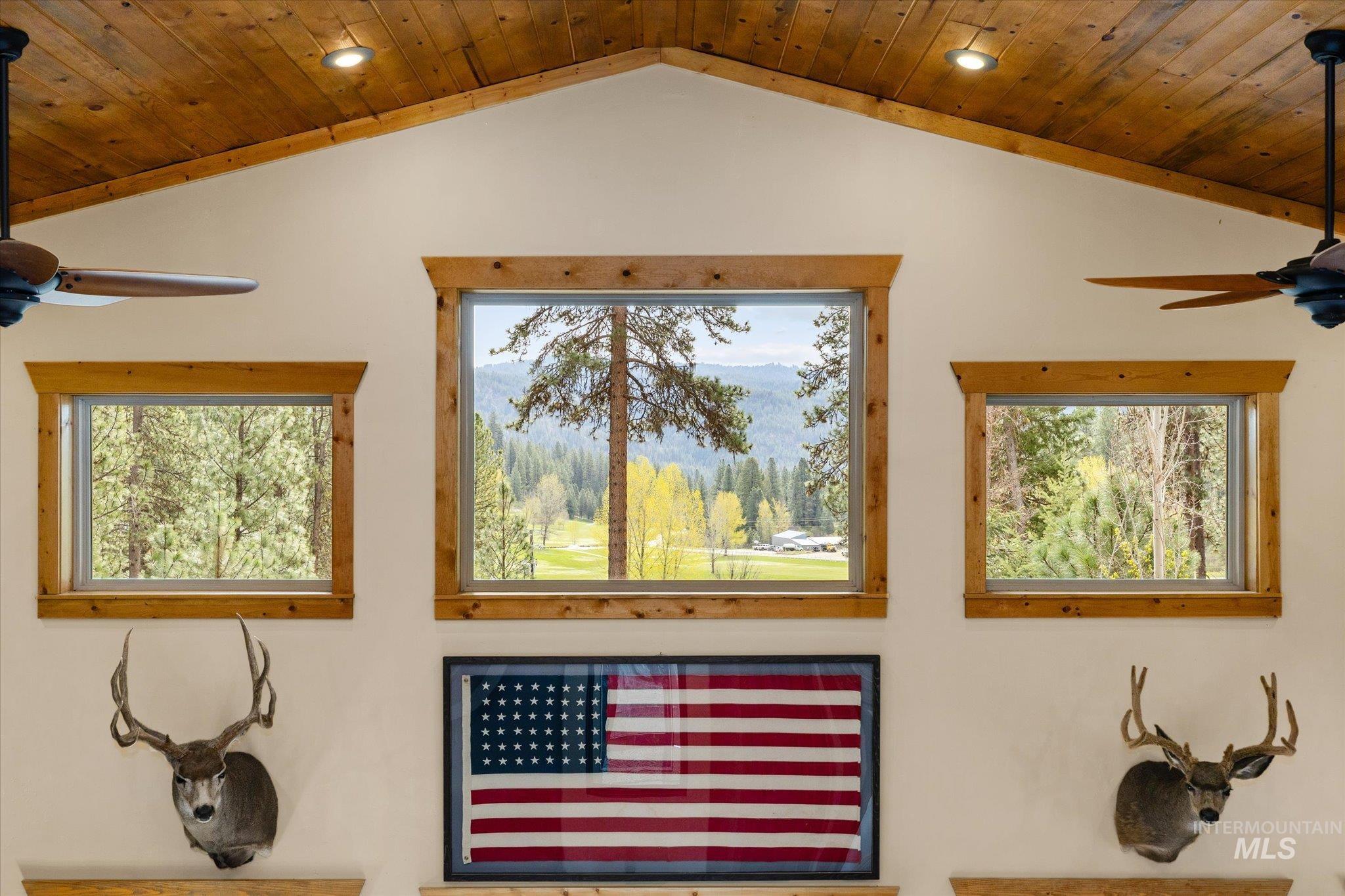 15 Starview Dr., Garden Valley, Idaho 83642, 3 Bedrooms, 2 Bathrooms, Residential For Sale, Price $699,900,MLS 98983171