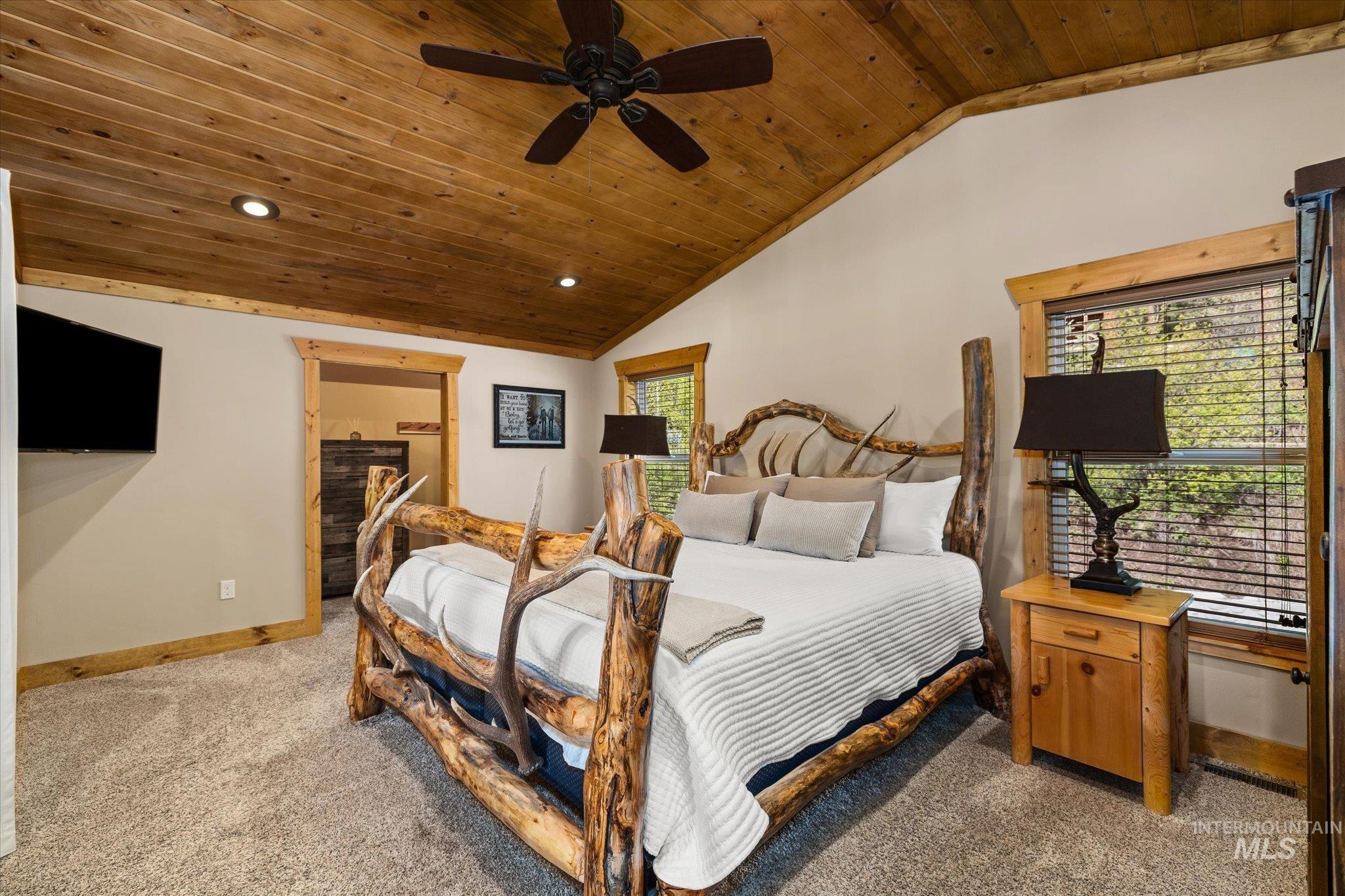 15 Starview Dr., Garden Valley, Idaho 83642, 3 Bedrooms, 2 Bathrooms, Residential For Sale, Price $699,900,MLS 98983171