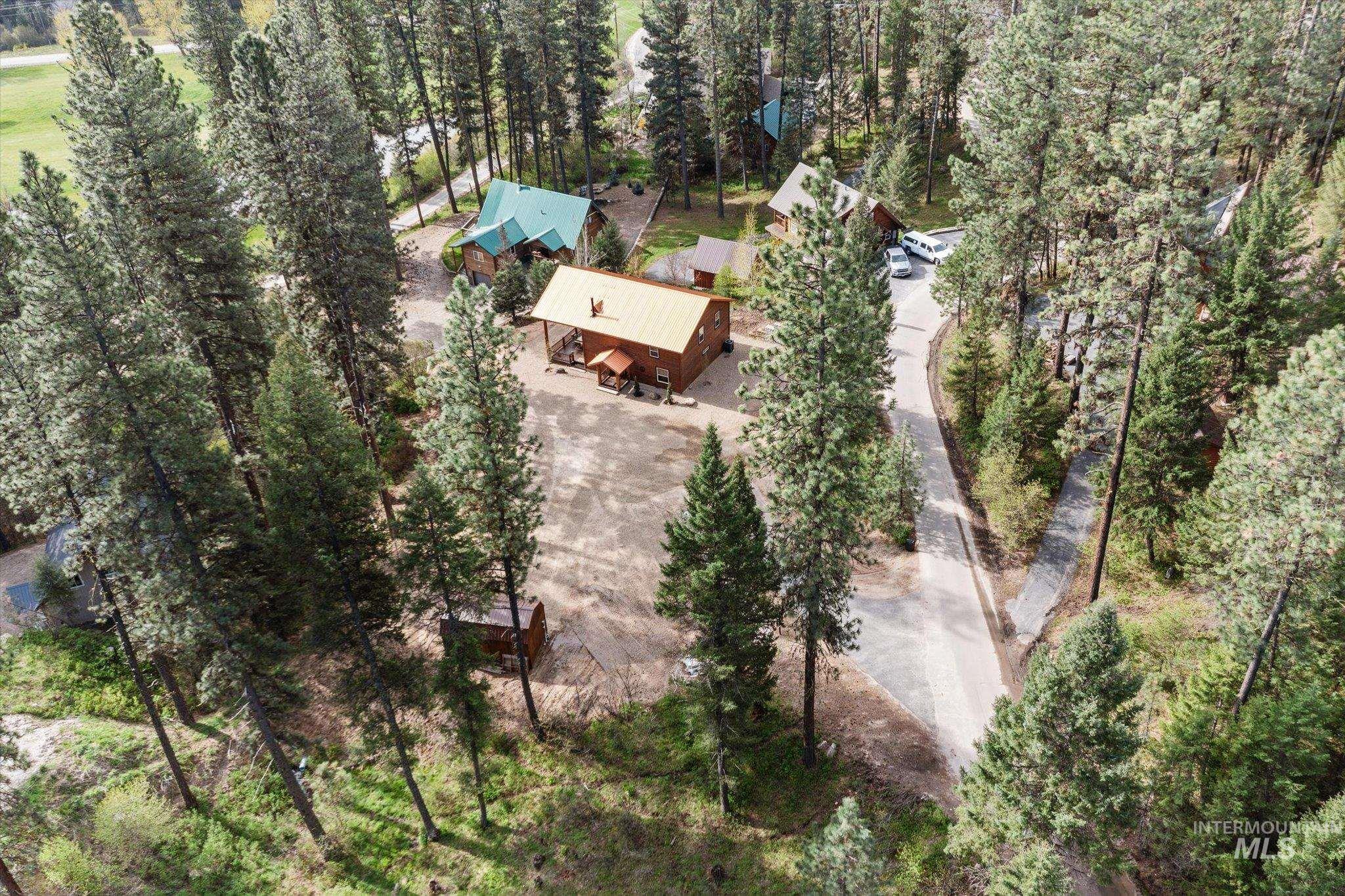 15 Starview Dr., Garden Valley, Idaho 83642, 3 Bedrooms, 2 Bathrooms, Residential For Sale, Price $699,900,MLS 98983171