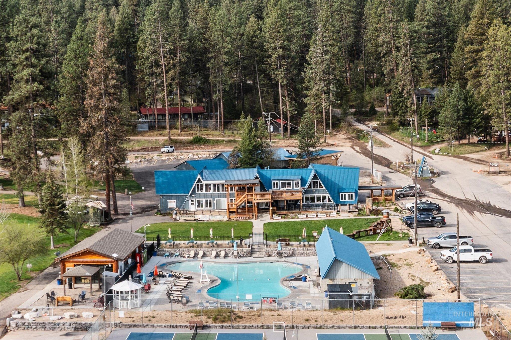 15 Starview Dr., Garden Valley, Idaho 83642, 3 Bedrooms, 2 Bathrooms, Residential For Sale, Price $699,900,MLS 98983171