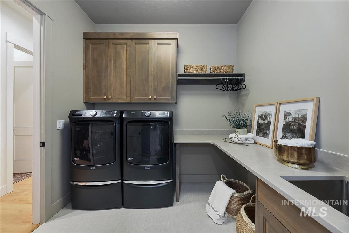 10835 W Barnbougle Ln., Kuna, Idaho 83634, 3 Bedrooms, 3 Bathrooms, Residential For Sale, Price $824,880,MLS 98983172