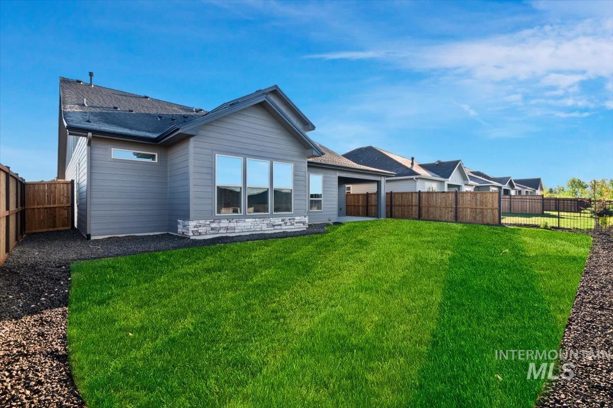 10835 W Barnbougle Ln., Kuna, Idaho 83634, 3 Bedrooms, 3 Bathrooms, Residential For Sale, Price $824,880, 98983172